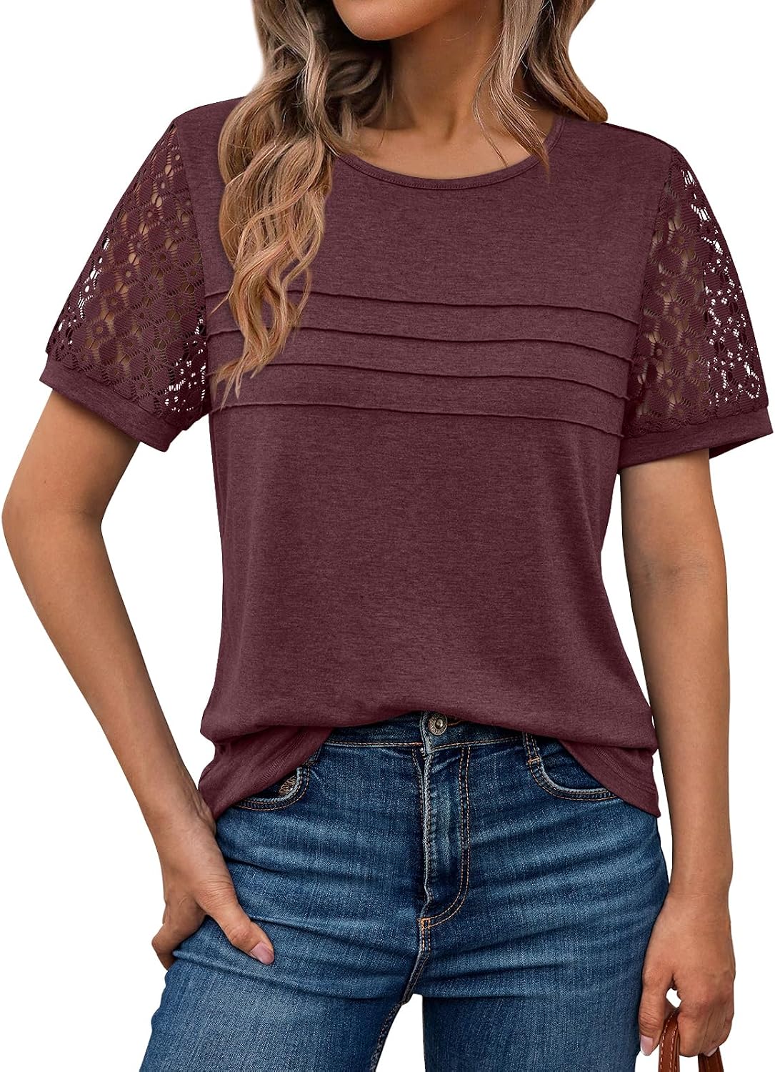 Detalle de AUTOMET Dressy Lace Top 2026