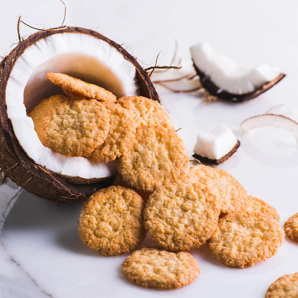 Detalle 1 de Thinsters Toasted Coconut Cookie Thins, Non-GMO, 4 oz, 12-Pack
