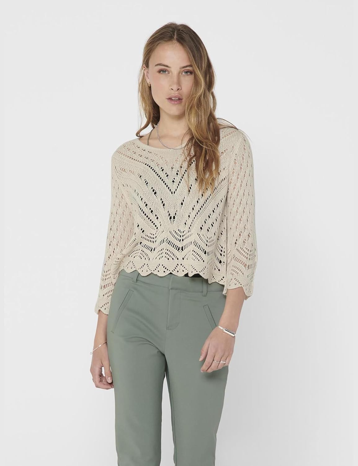 Detalle 2 de Pull court en tricot pour femme JDYNEW, manches 3/4 et col en V
