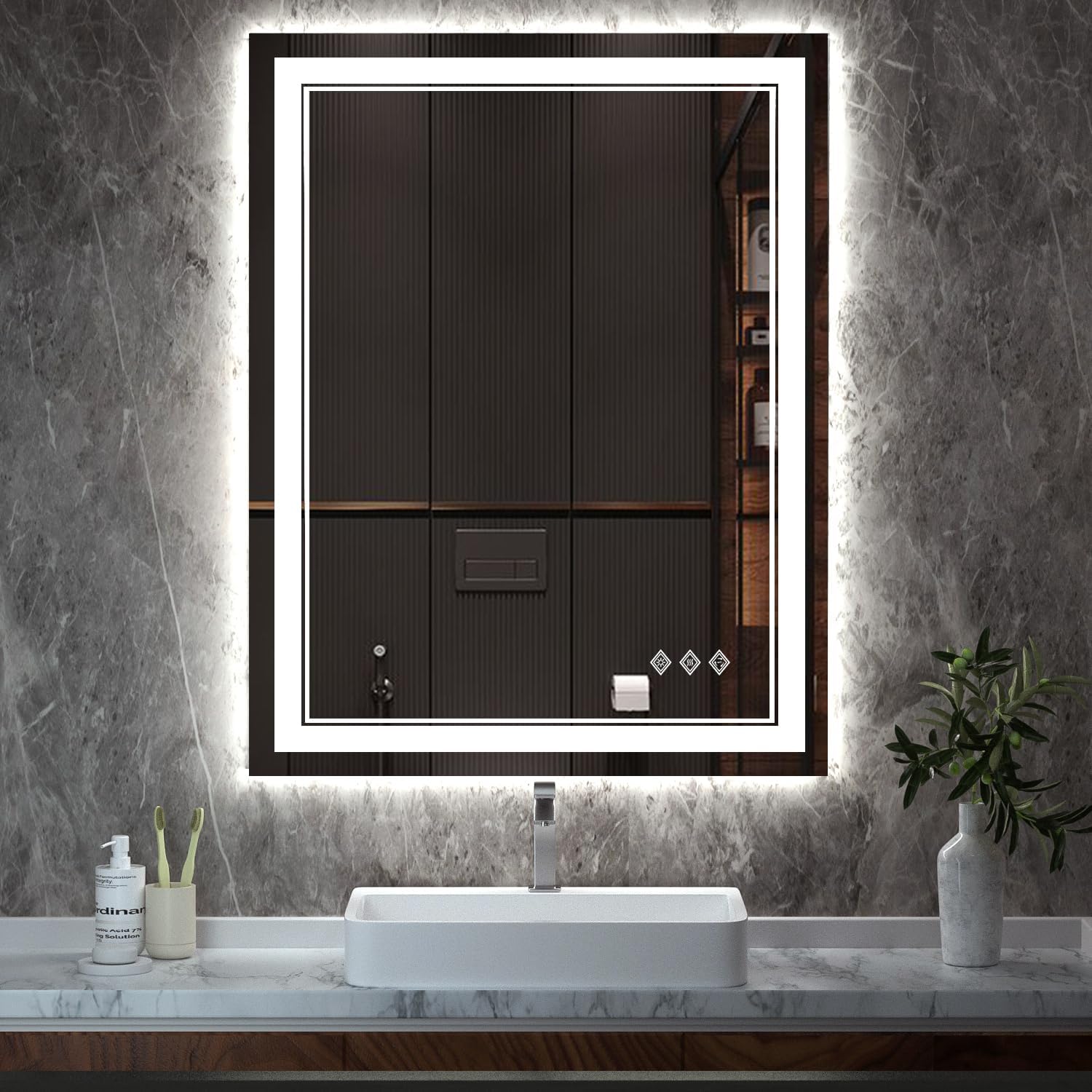 Detalle de VanPokins LED Bathroom Mirror 28 x 36 Inch