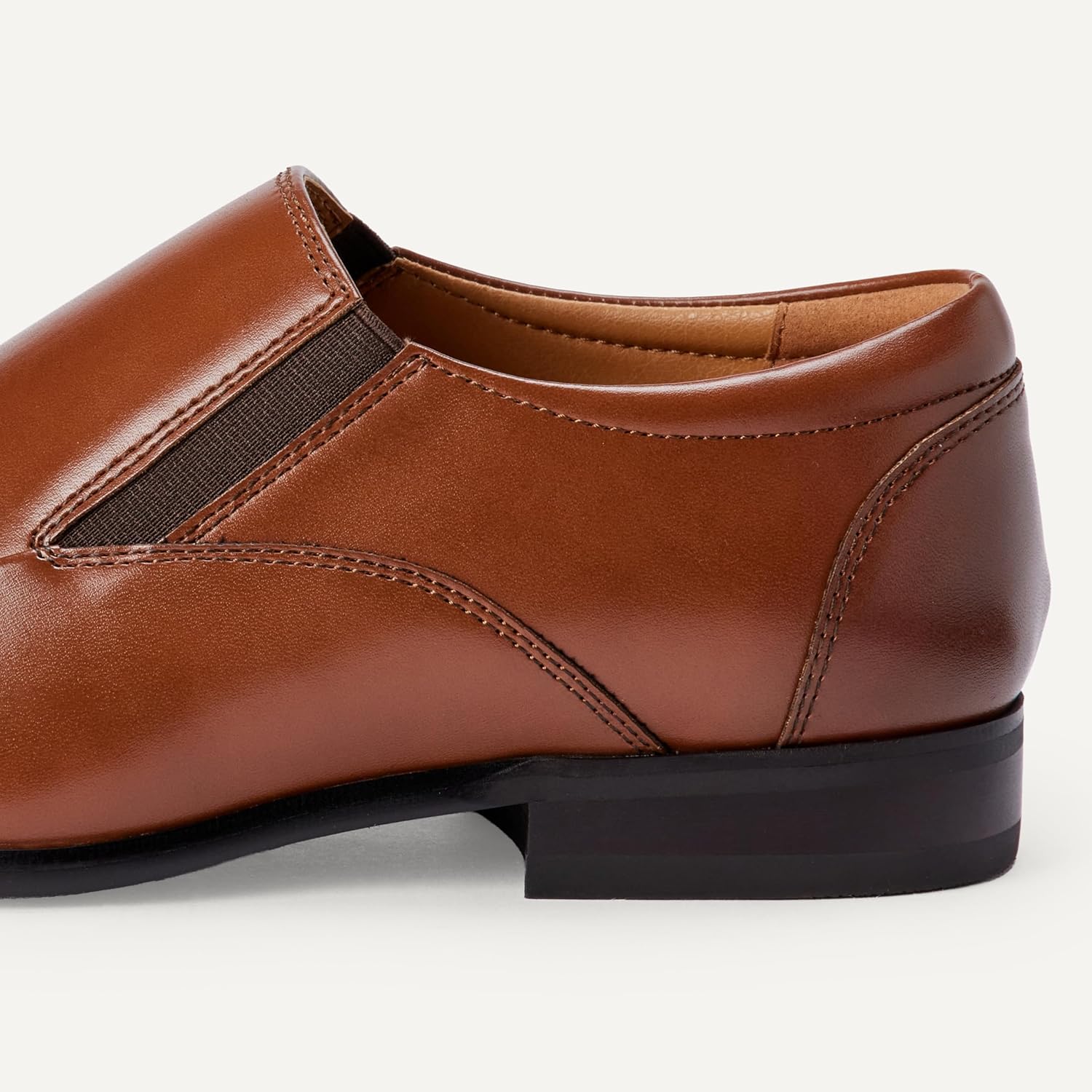 Thumbnail 5 de Amazon Essentials Men's Elasticated Slip-On Apron Toe Loafer with Memory Foam