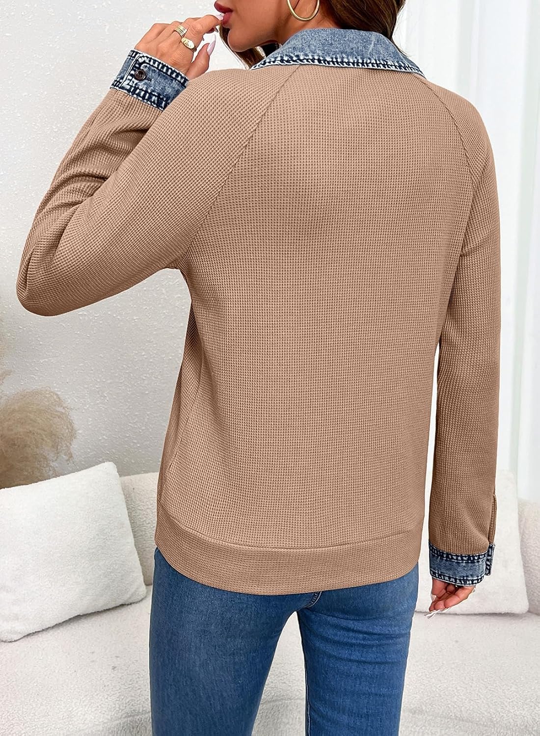 Detalle de EVALESS Waffle Denim Patchwork V-Neck Pullover Sweatshirt, Women's Long Sleeve