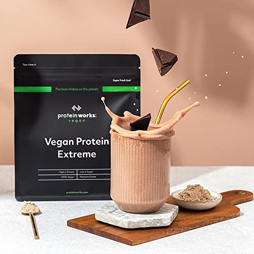 Detalle 2 de Protein Works Vegana Extreme 🌱 1kg | Prótein Vegetal y Sabor Caramelo
