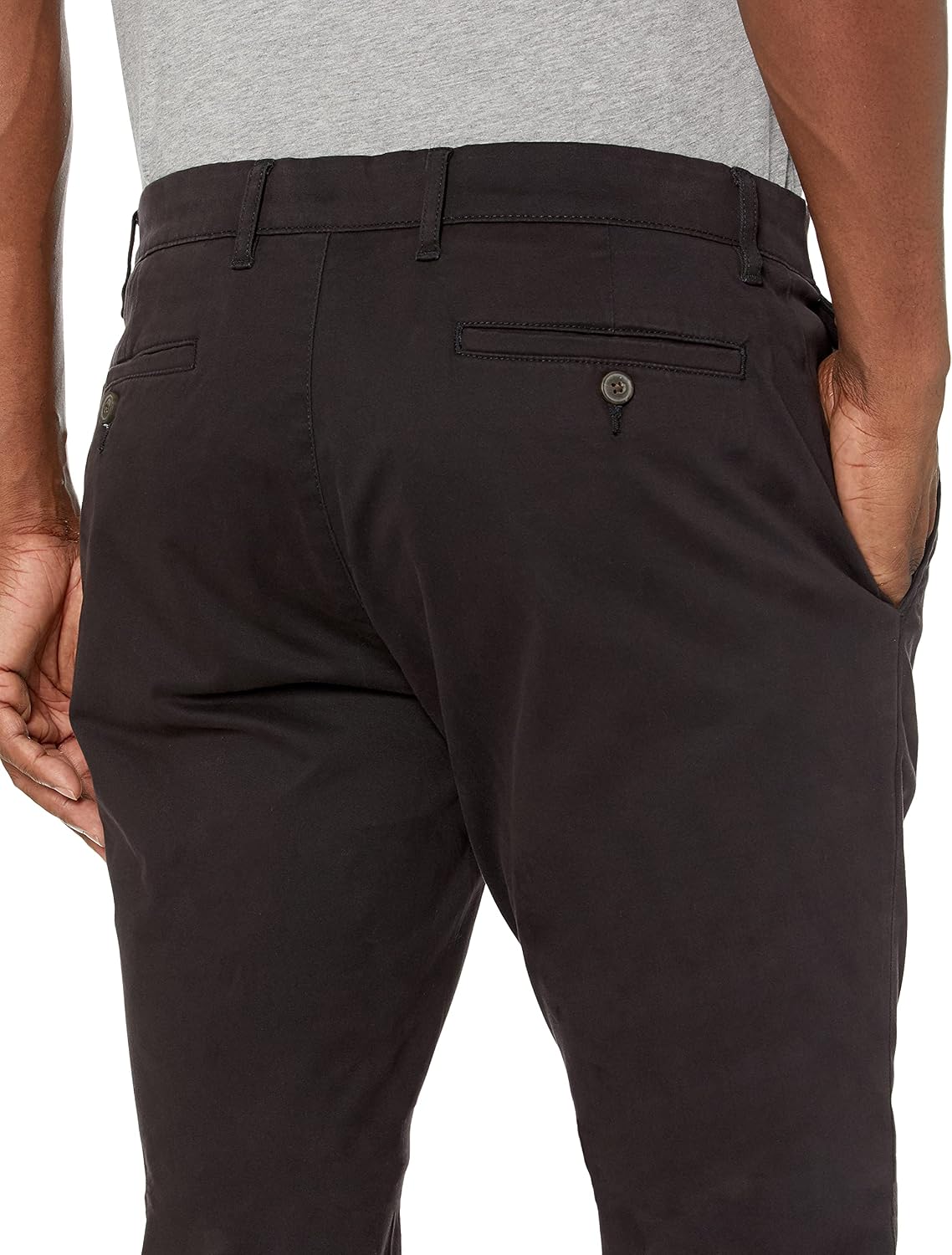 Detalle de Amazon Essentials Pantalón chino ceñido 42