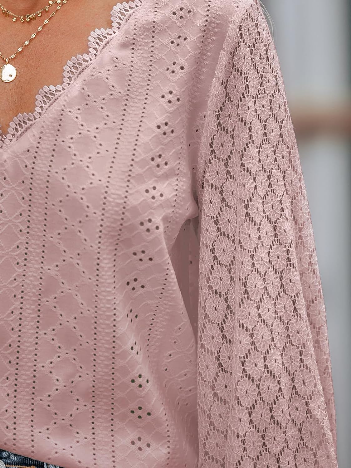 Thumbnail 5 de CUPSHE Blusa da Donna con Pizzo Intagliato e Orlo Smerlato – Maniche Larghe in Pizzo, Scollatura a V