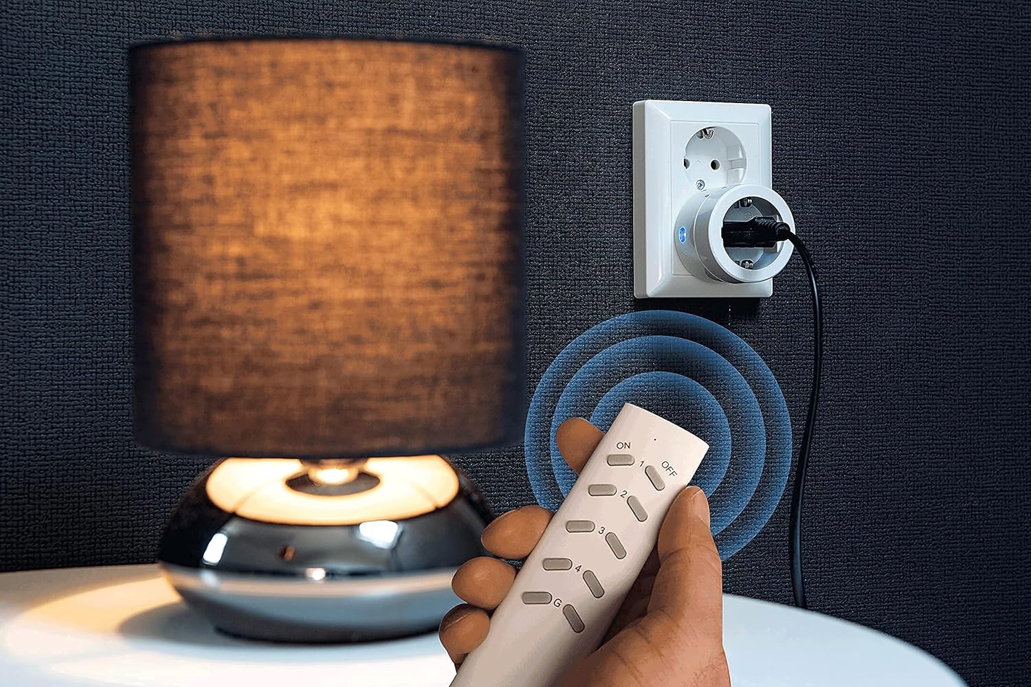 Thumbnail 5 de Funksteckdosen mit Fernbedienung (6 Steckdosen, 3680 Watt) – Funksteckdose-Set für Innen (weiß)