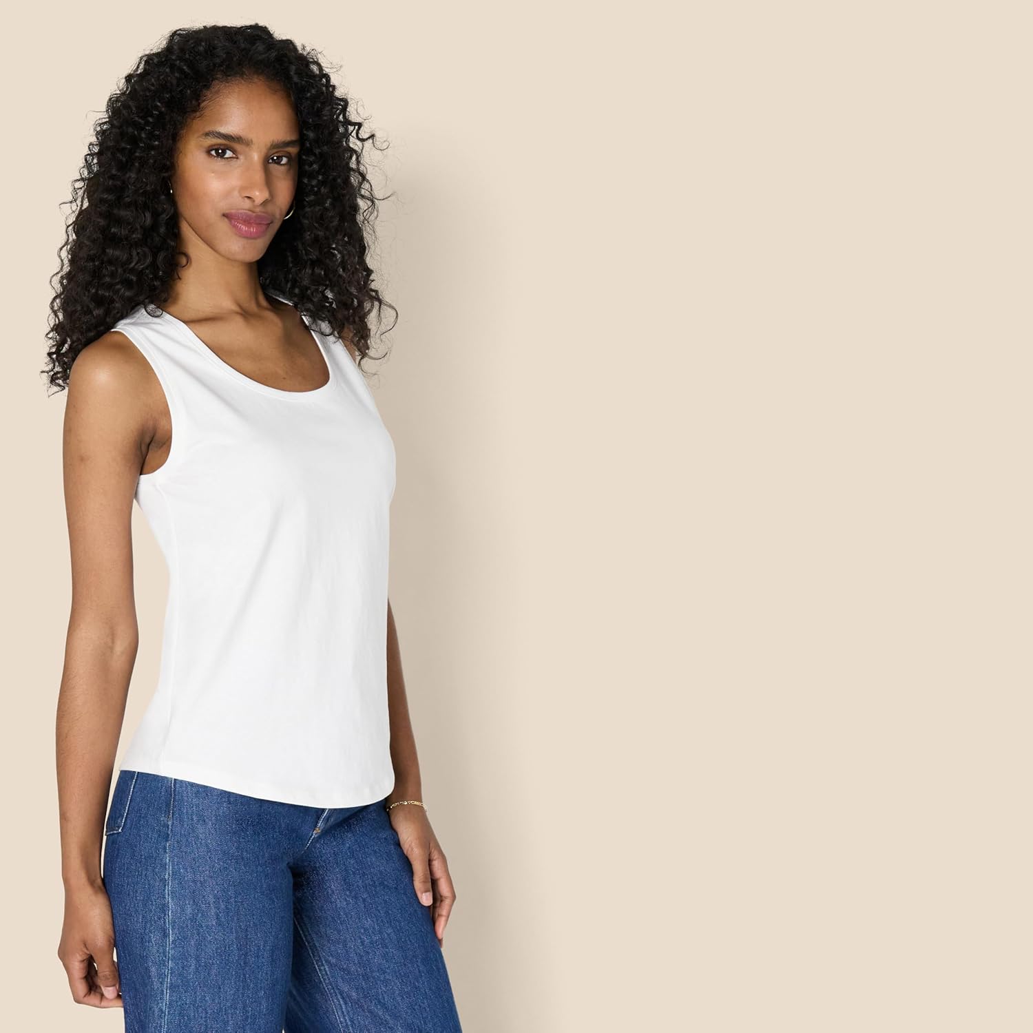 Thumbnail 2 de Amazon Essentials Women’s Regular-Fit 100% Cotton Sleeveless Tank Top