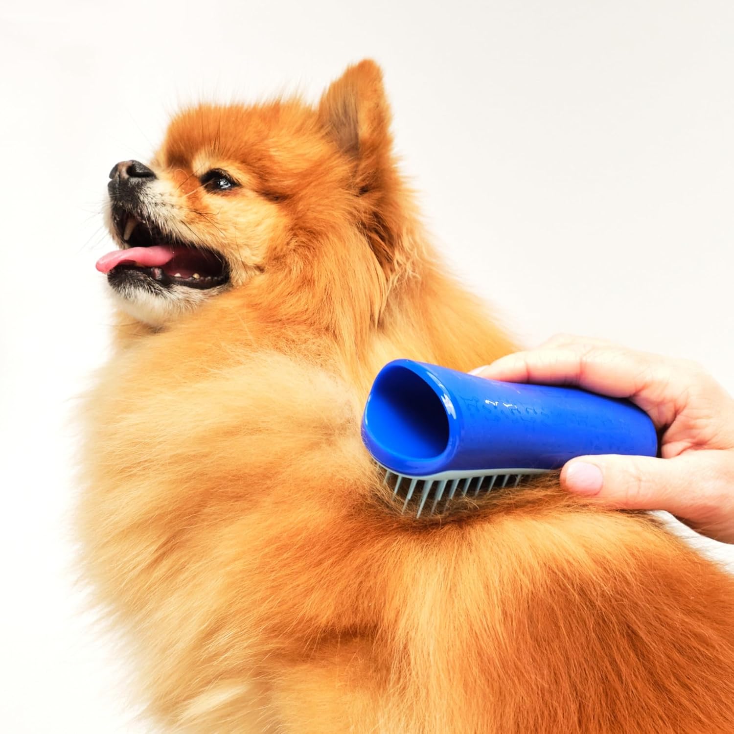 Detalle de Tangle Teezer Piccolo Pet Teezer: spazzola zoom per cani di taglia piccola