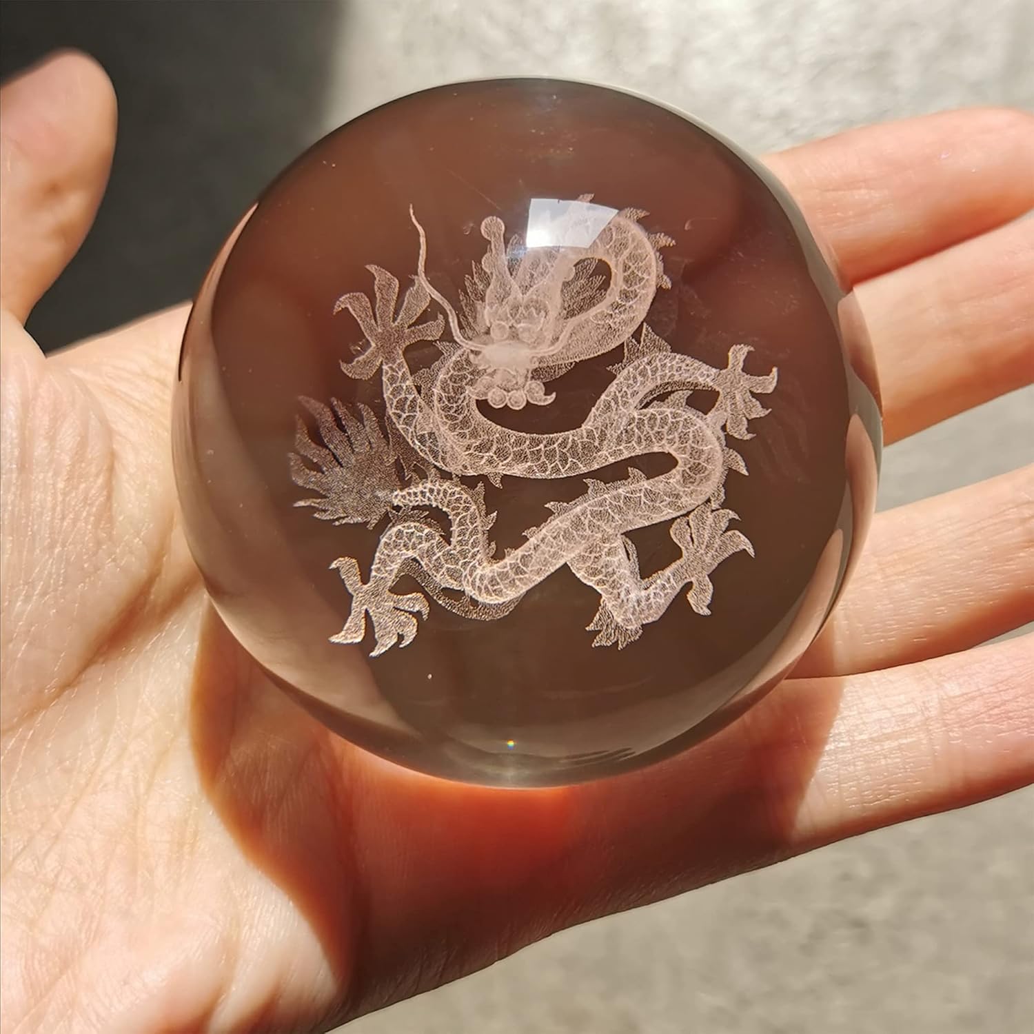 Thumbnail 1 de HDCRYSTALGIFTS 60mm 3D Dragon Crystal Ball Figurine (Glass Sphere with Wooden Stand) – Decorative Paperweight Gift