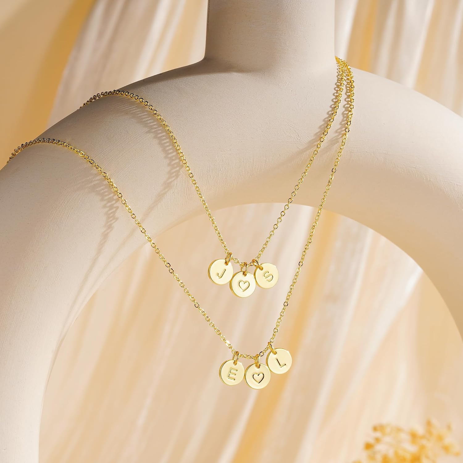 Detalle de TINGN Kette Gold Damen Herz Halskette mit zwei Buchstaben (14K Gold vergoldet, hypoallergen)