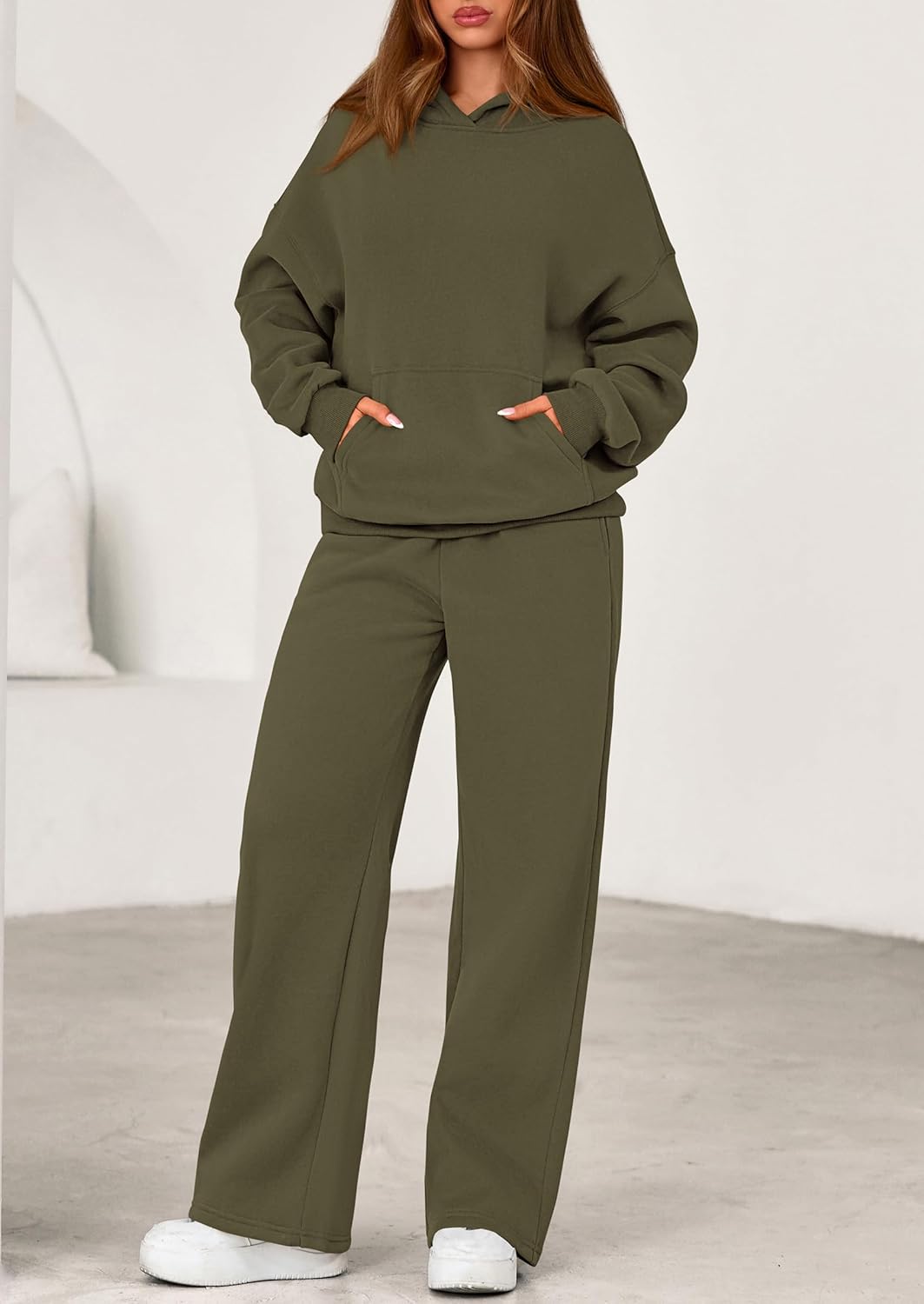 Thumbnail 1 de PRETTYGARDEN Women's 2-Piece Spring Sweatset: Oversized Hoodie & Wide-Leg Sweatpants