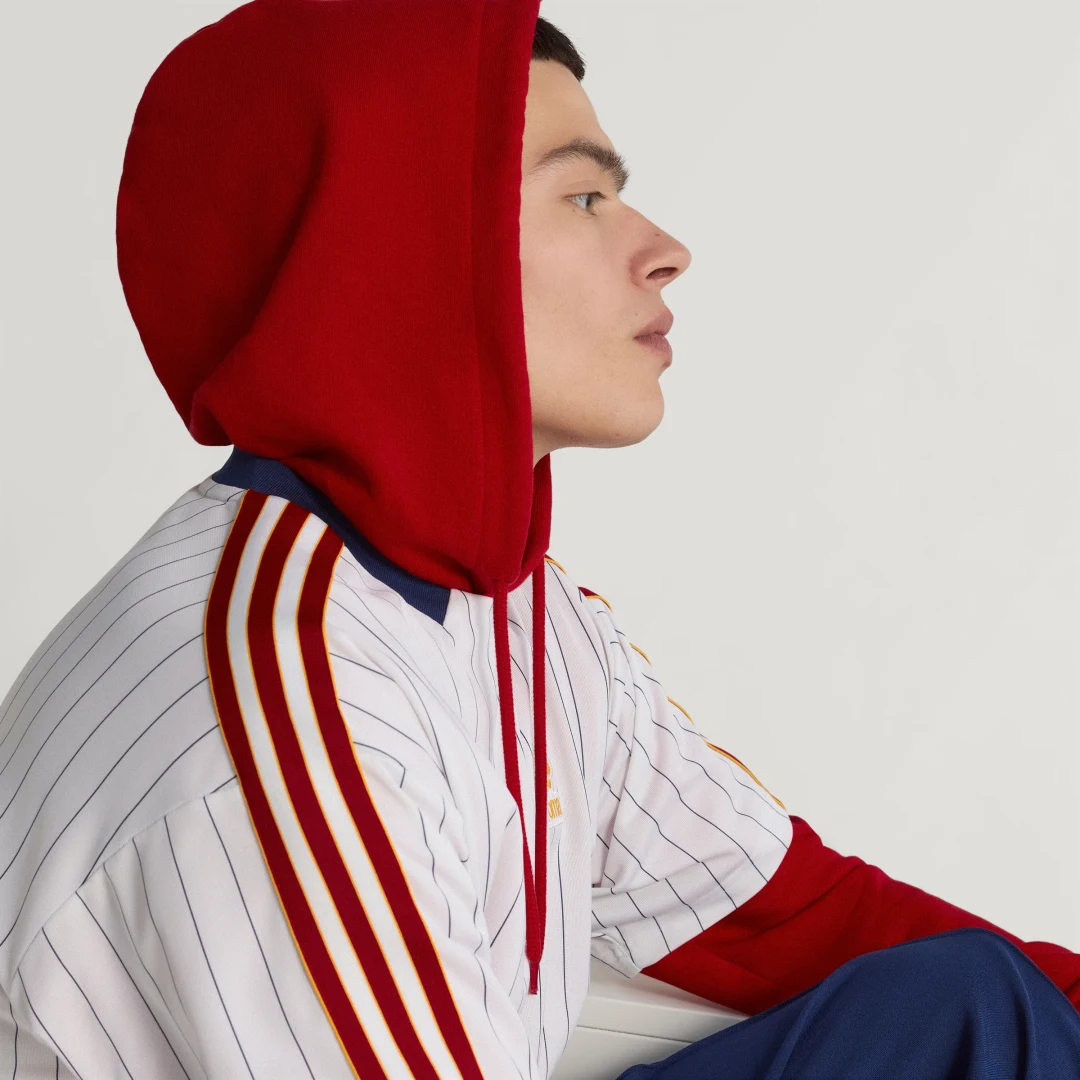 Detalle de Camiseta AS Roma Terrace Icons de Adidas – Blanco