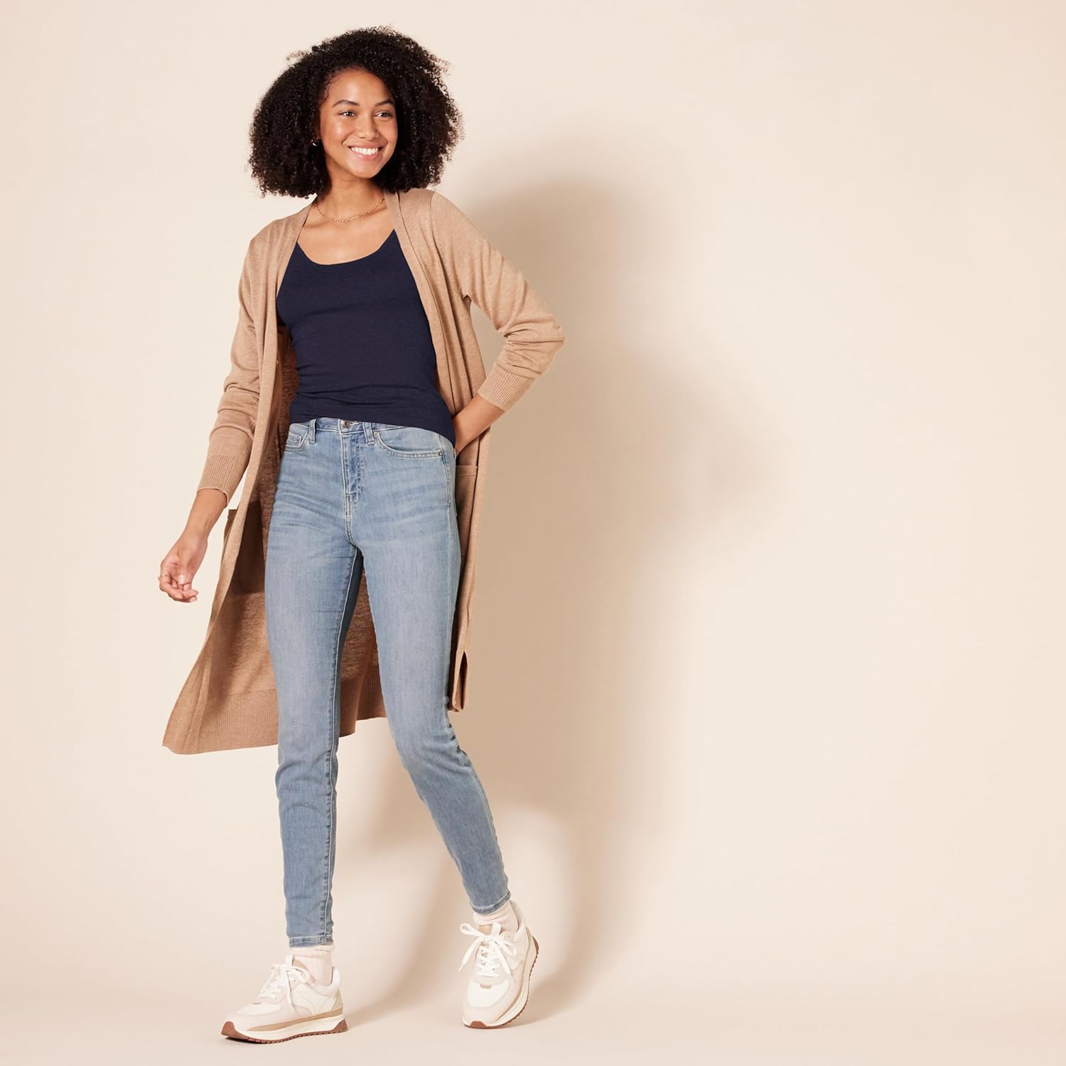 Thumbnail 4 de Amazon Essentials Damen Tanktop (Schmale Passform), 2er-Pack
