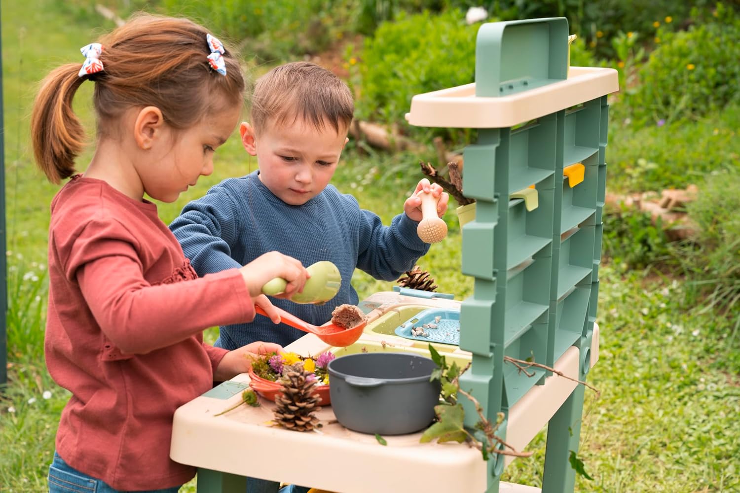 Detalle de Smoby Life Mud Kitchen for outdoor mud play (with 11 accessories)