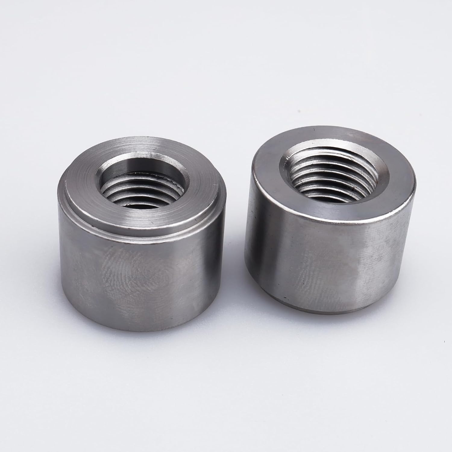 Detalle 2 de AC PERFORMANCE Steel Female 1/4 NPT Weld-On Bung (1/4"), pack of 2