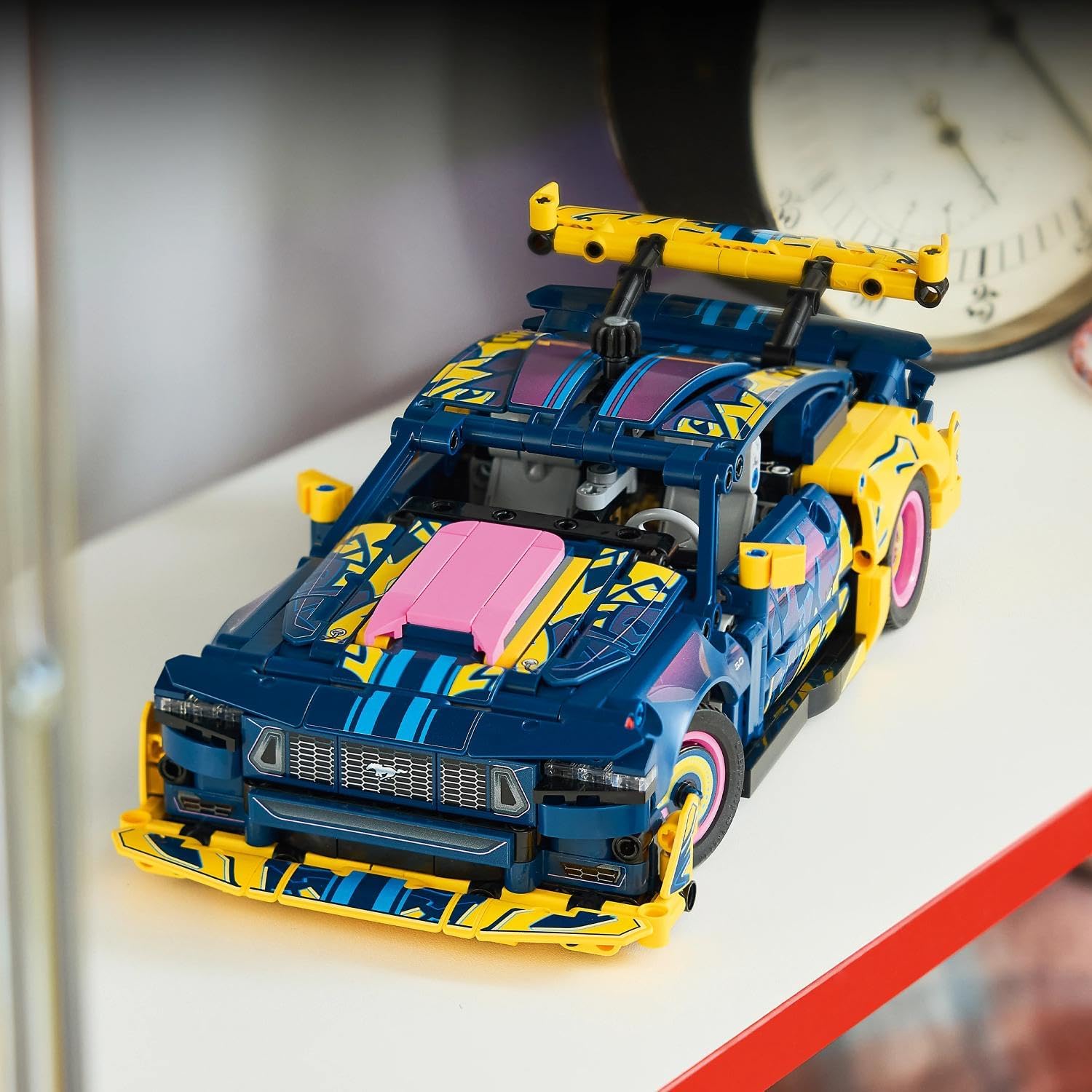 Thumbnail 6 de LEGO Technic 42236 Custom Garage Ford Mustang GT car, 973 pieces