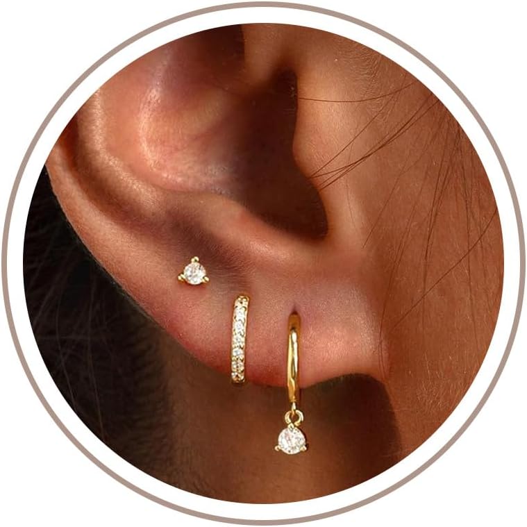 Detalle de Freekiss Hoop Earrings, 14K Gold-Plated Brass