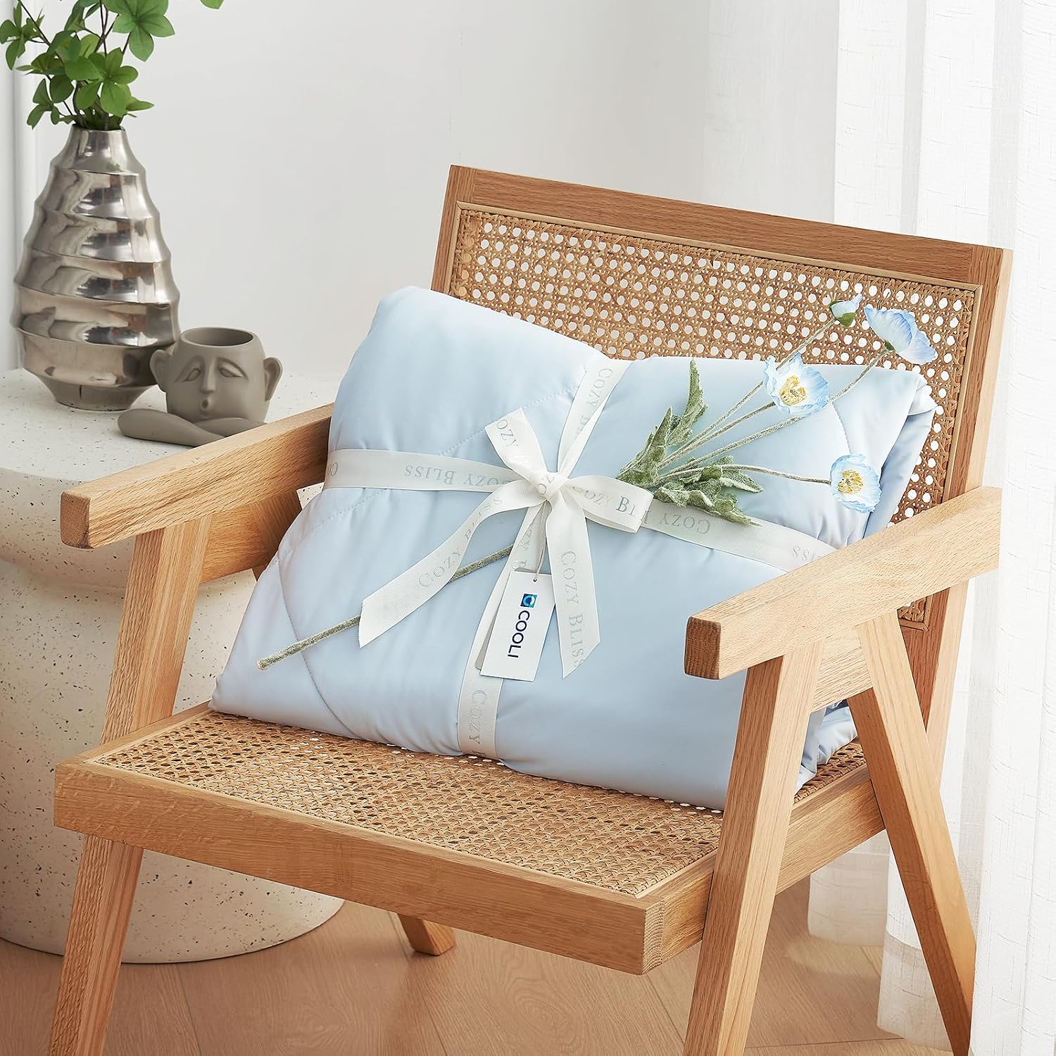 Thumbnail 5 de Cozy Bliss Cooling Comforter King Size: Lightweight, Breathable Relief for Hot Sleepers