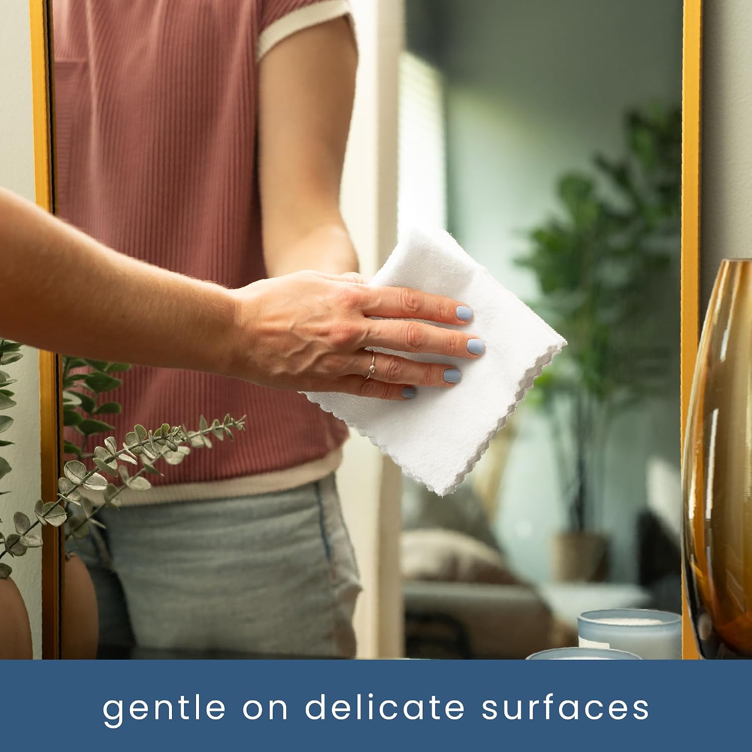Detalle de S&T INC. 50 Pack Microfiber Cleaning Cloths with Box — Reusable, Lint-Free Towels for Home and Car Care