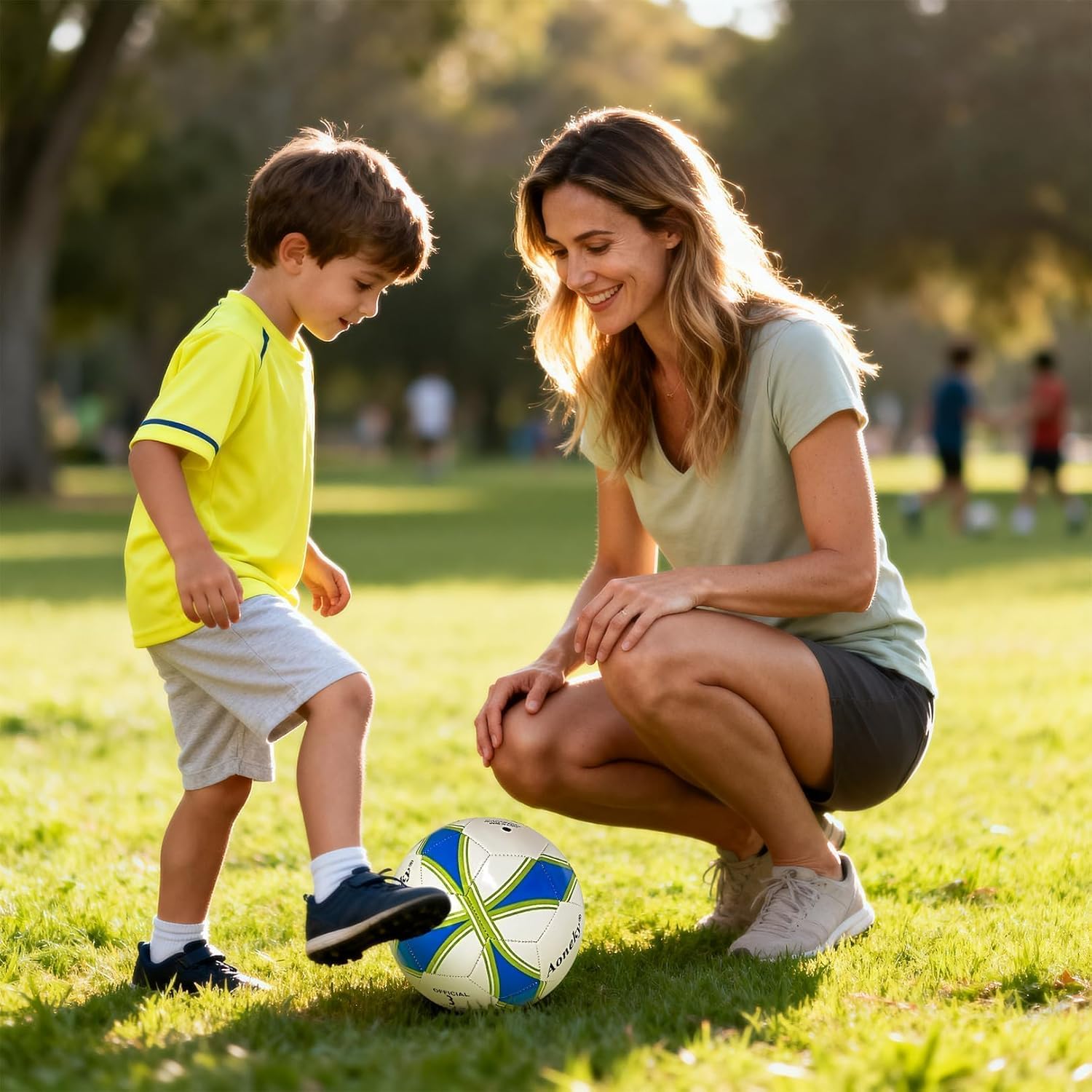 Detalle 2 de Aoneky soccer-ball Size 3 Soccer Ball with Pump, 7-Inch Synthetic