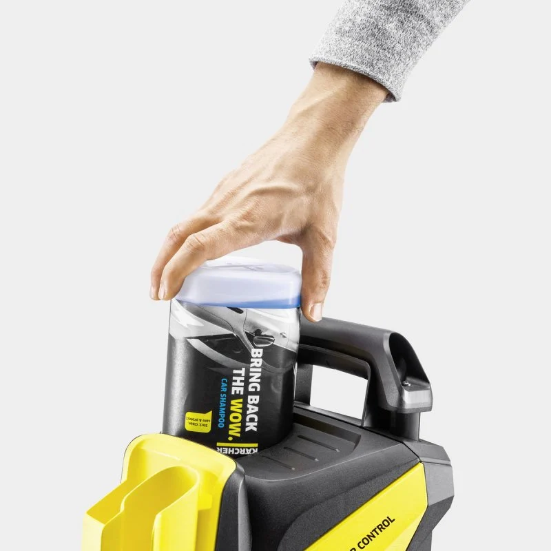 Detalle 2 de Karcher K 4 Power Control Flex: hidrolimpiadora 1800W, 130 bar, con control de presión y accesorios prácticos