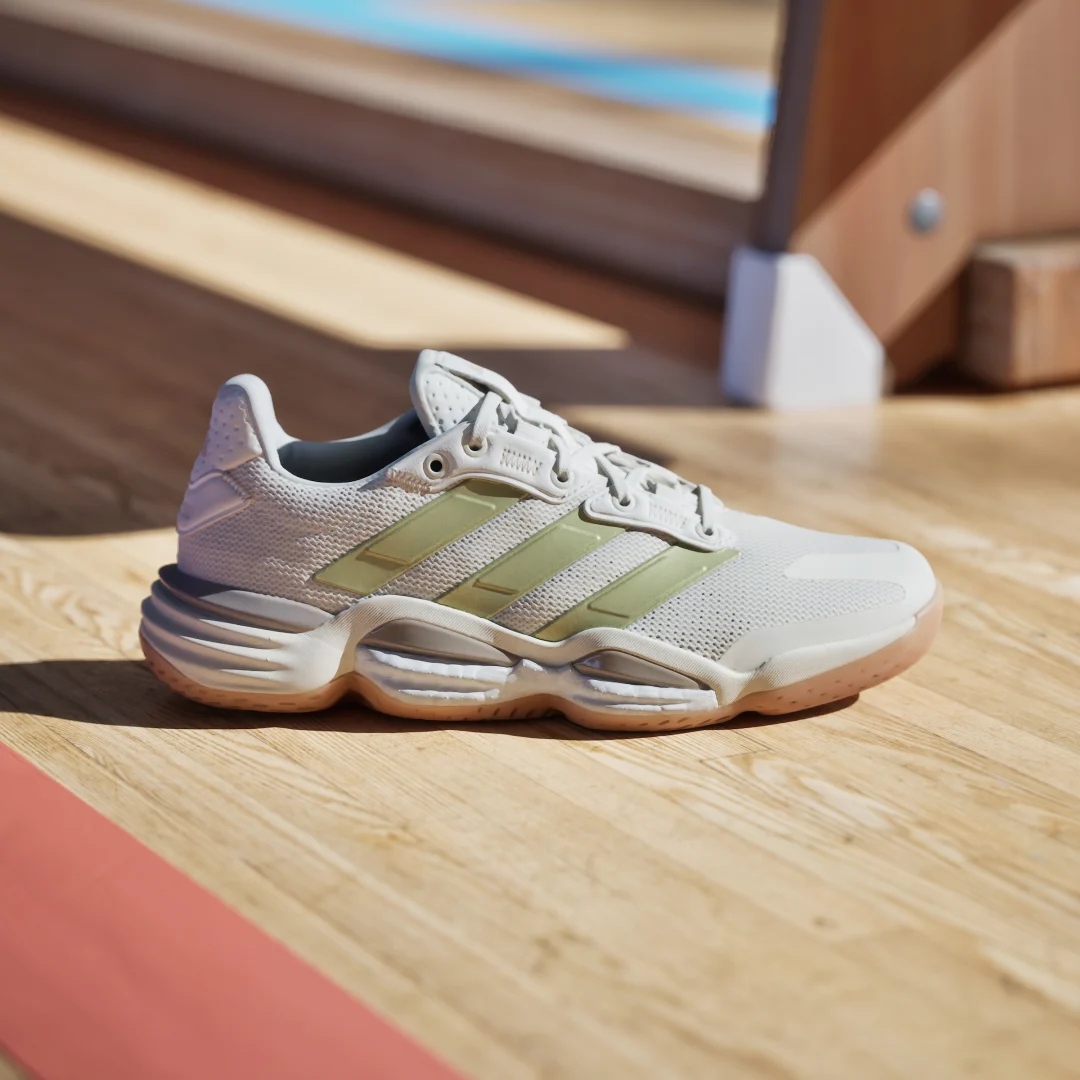 Detalle 2 de Adidas Zapatilla Stabil 16 Indoor — comodidad y soporte para interiores