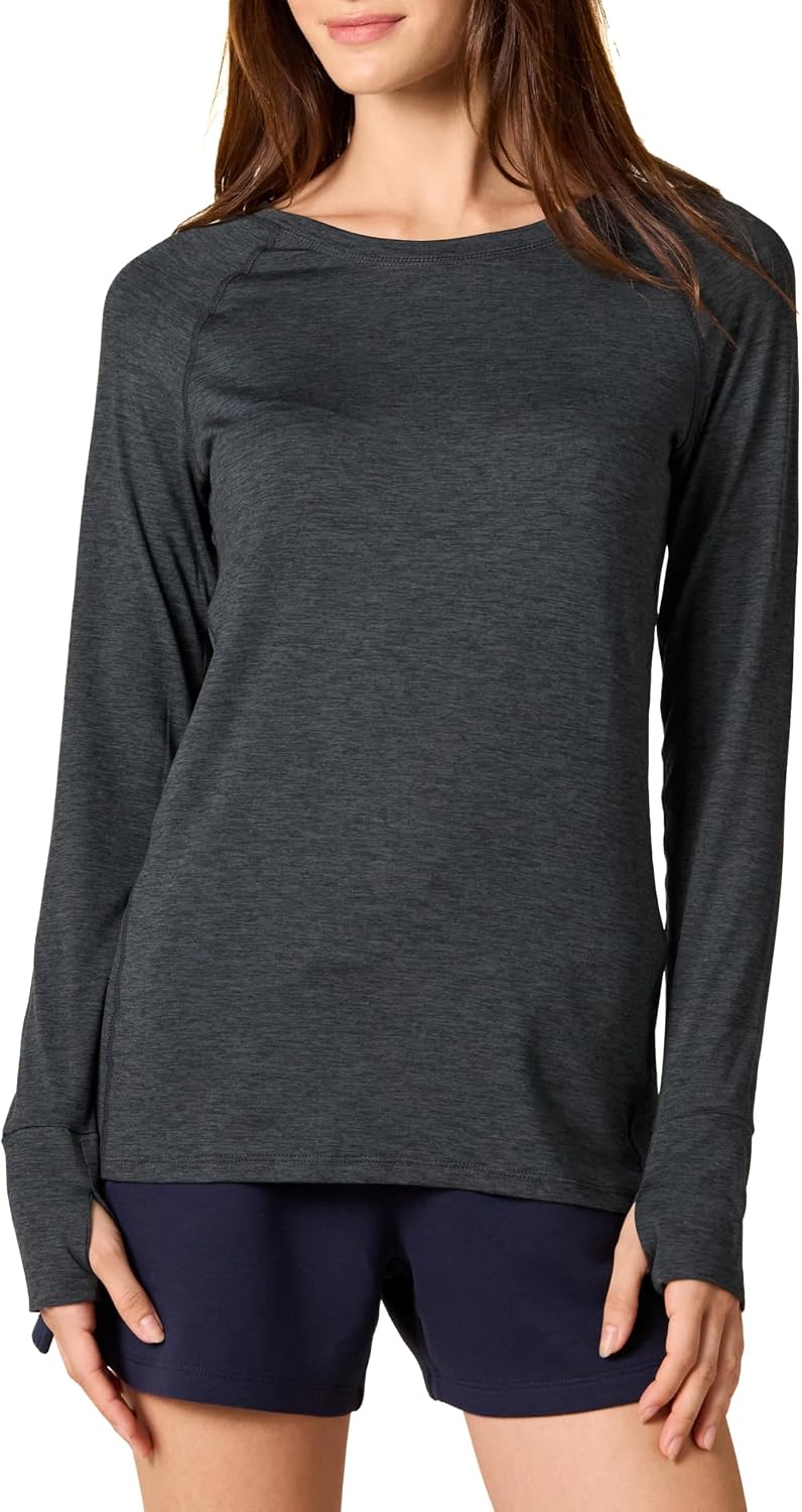 Detalle de Amazon Essentials Women’s tech stretch crewneck
