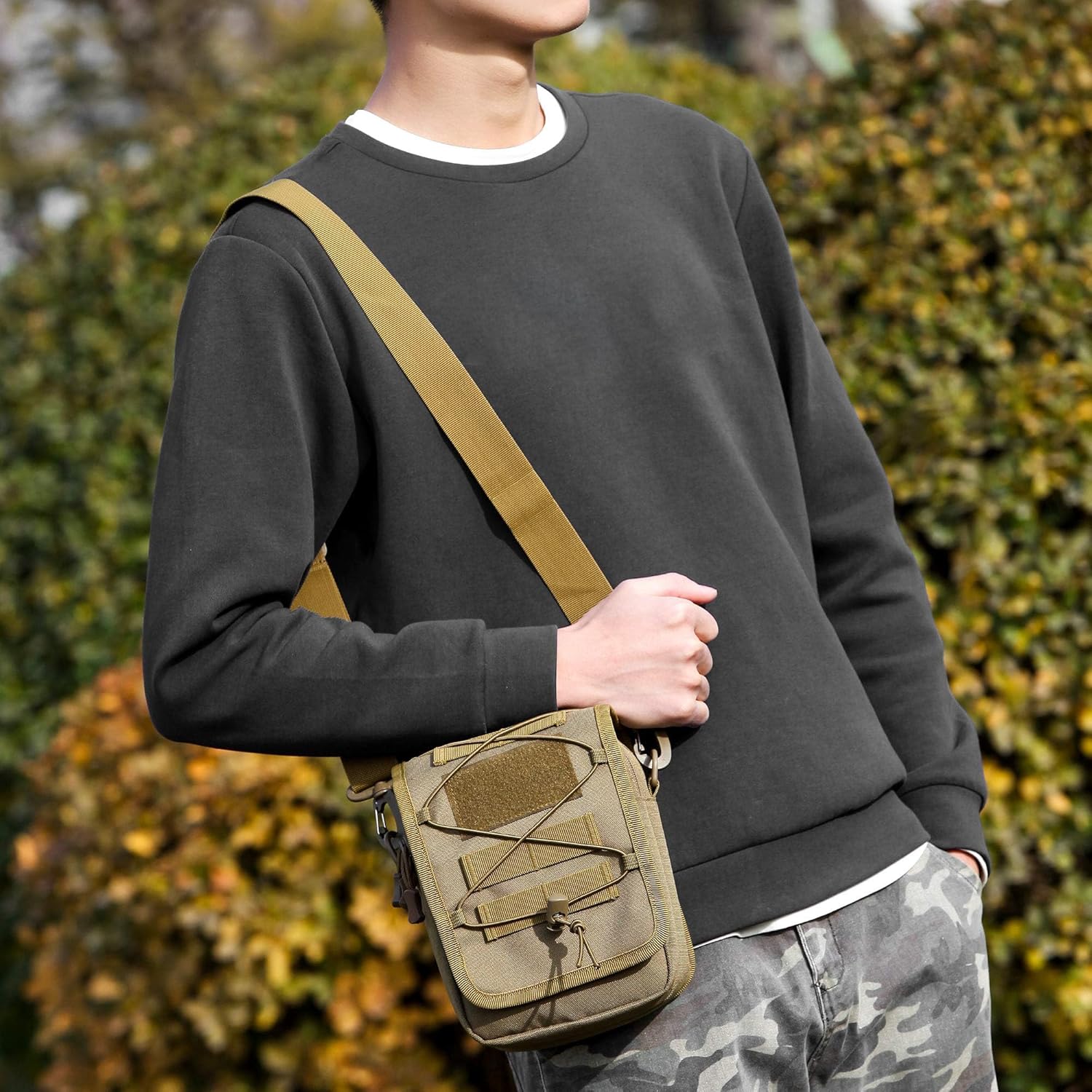 Detalle de HUNTVP Messenger Bag Tactical Cross Body Bag for Men and Women