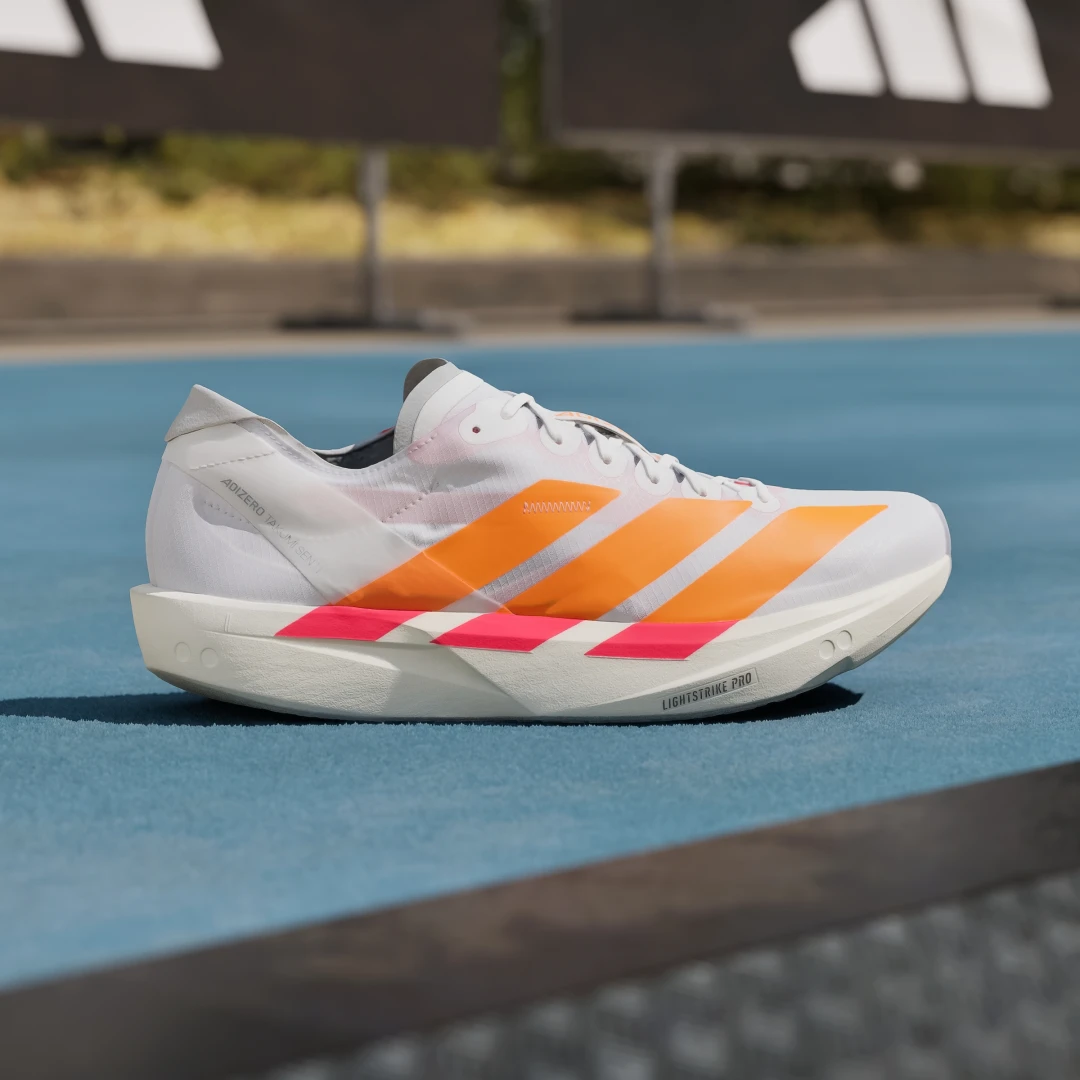 Thumbnail 1 de ADIZERO TAKUMI SEN 11 de Adidas – zapatilla de running en color blanco