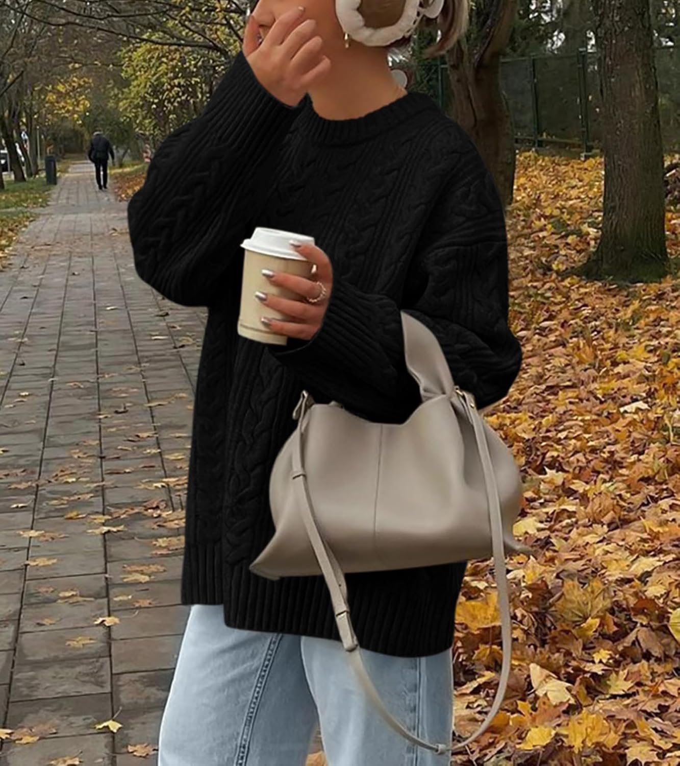 Detalle 2 de Okiwam Oversized Sweater Crewneck