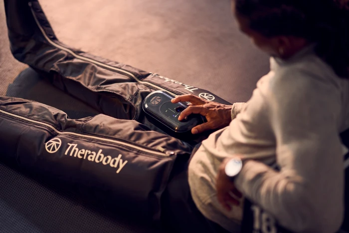 Thumbnail 4 de Therabody Jetboots Prime Large – kabellose Bein-Kompressionsmassage für Regeneration & Mobilität