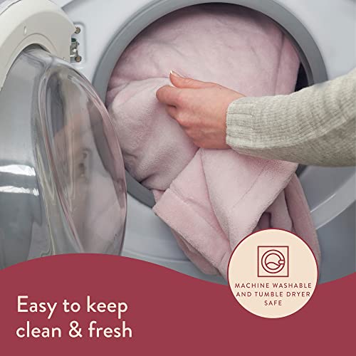 Detalle de Dreamland Snuggle Up Electric Throw in Dusky Pink
