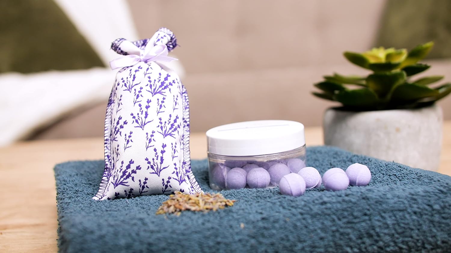 Thumbnail 5 de Eurotel PIEDS’RELAX (Lavande) – Soin Bain des Pieds en billes effervescentes, 20 pièces