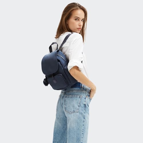 Detalle de Kipling City Pack Mini Mochila Pequeña Blue Bleu 2 – compacta, práctica y con el toque icónico de Kipling