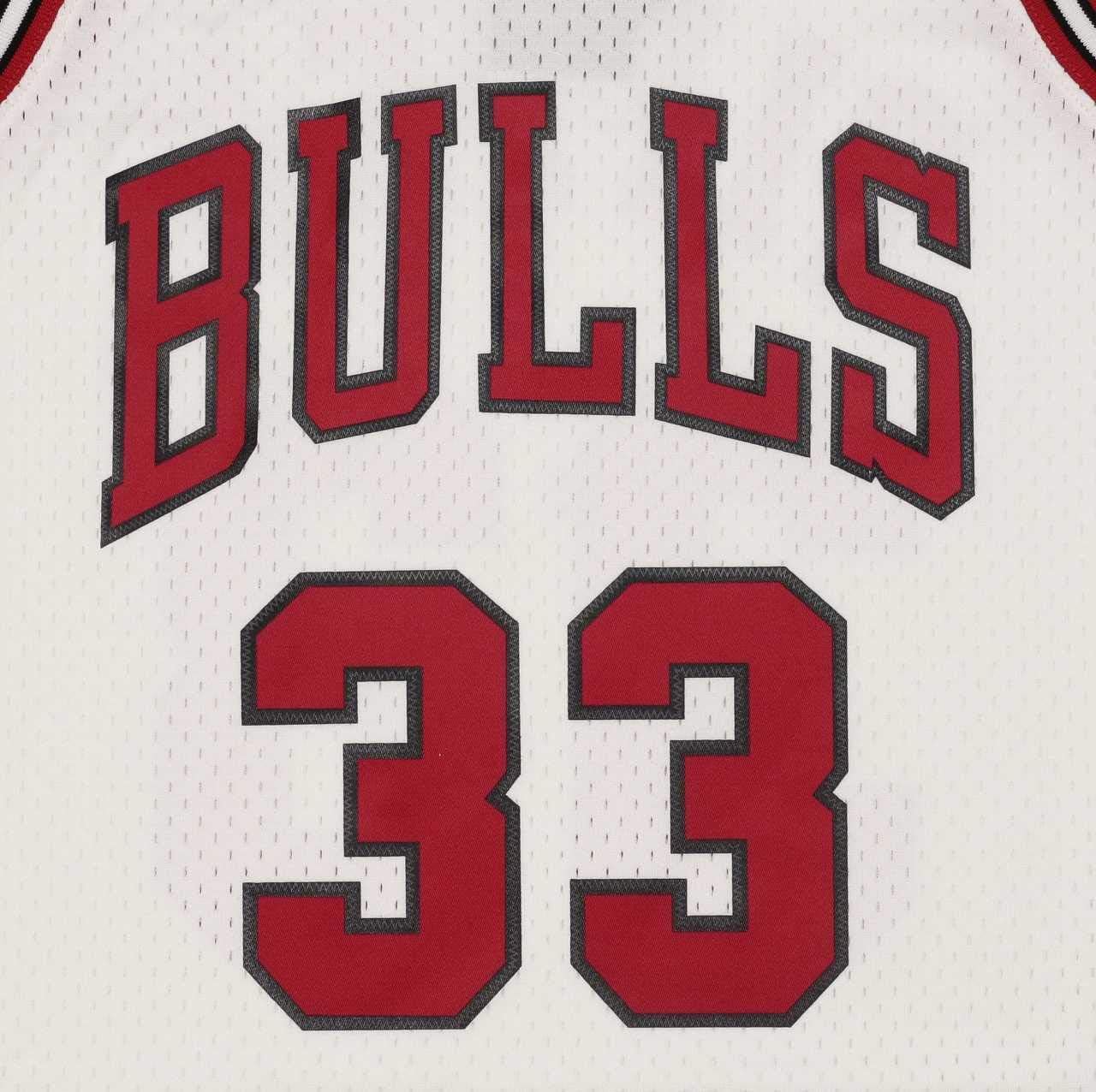 Detalle 2 de Mitchell & Ness Chicago Bulls Maglia Swingman 2.0
