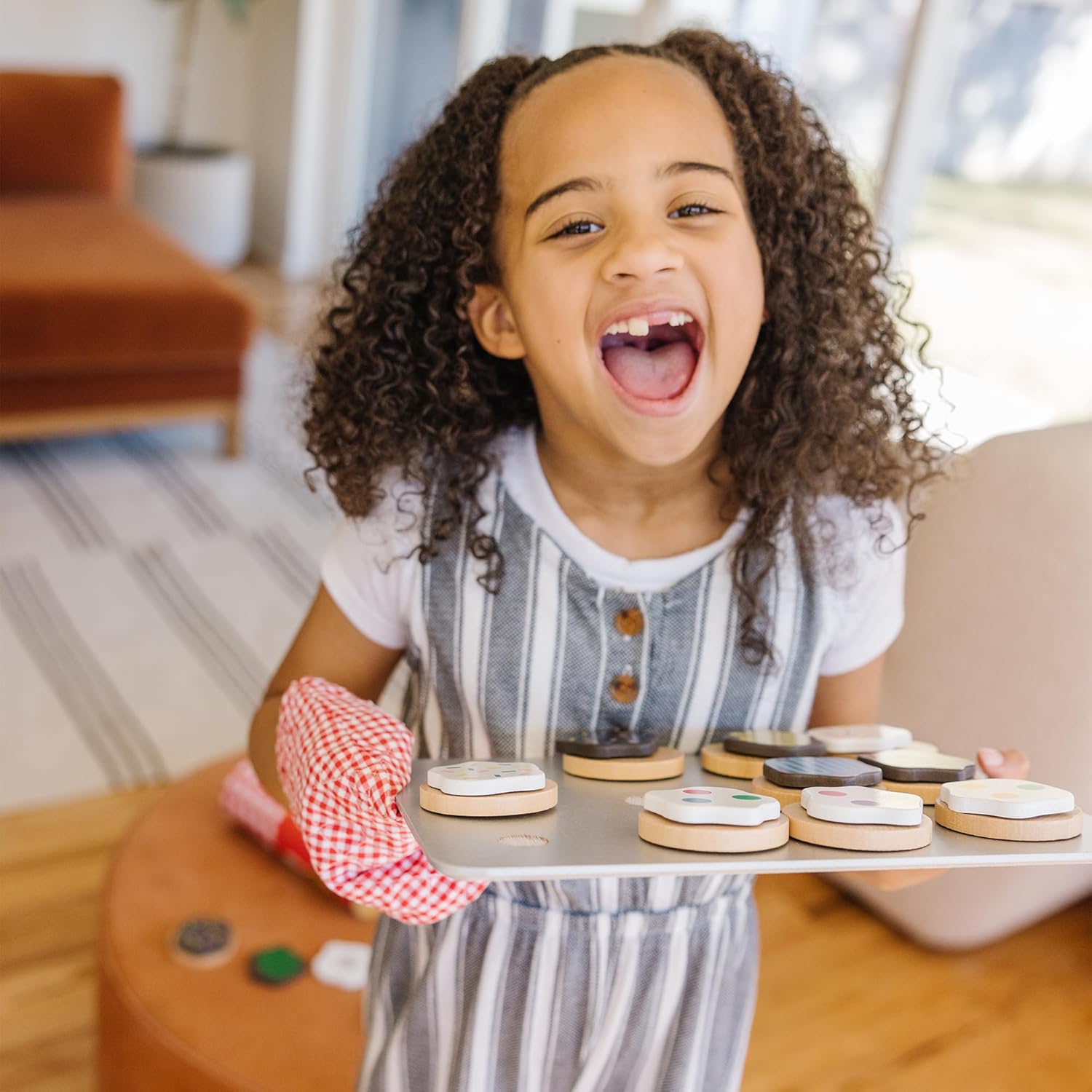 Detalle de Melissa & Doug Keks-Set aus Holz, 30-teilig – Rollenspiel Backspielzeug ab 3 Jahren