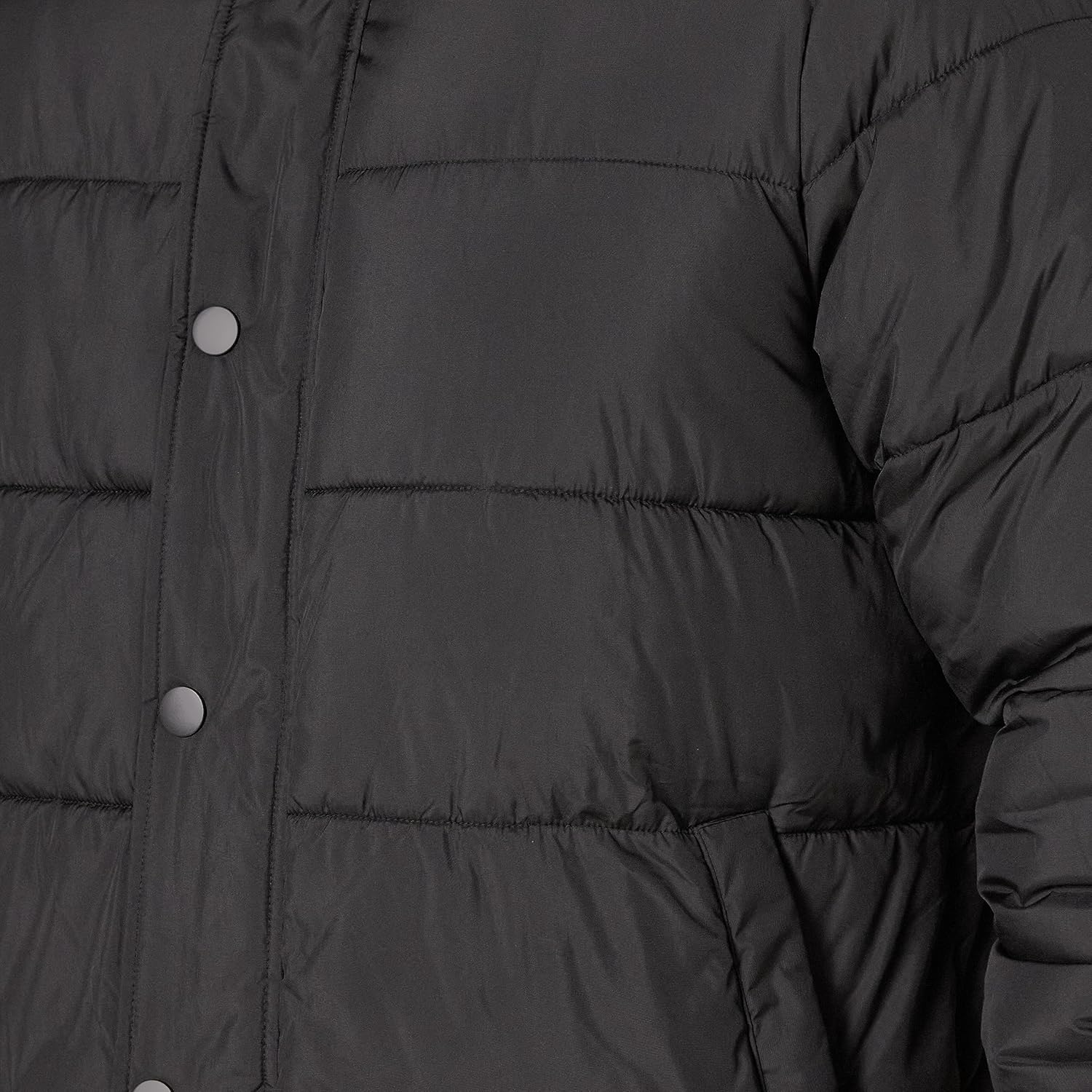 Thumbnail 5 de Amazon Essentials Men’s Winter Heavyweight Hooded Puffer Coat