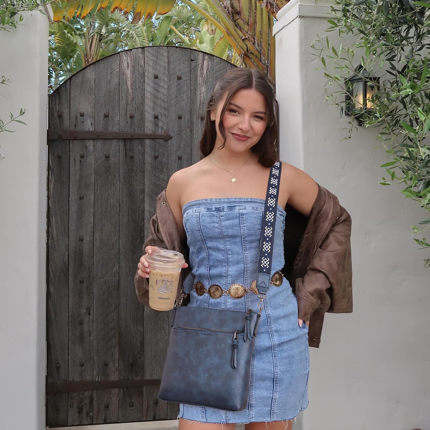 Detalle 2 de Trendy crossbody bag, soft vegan leather