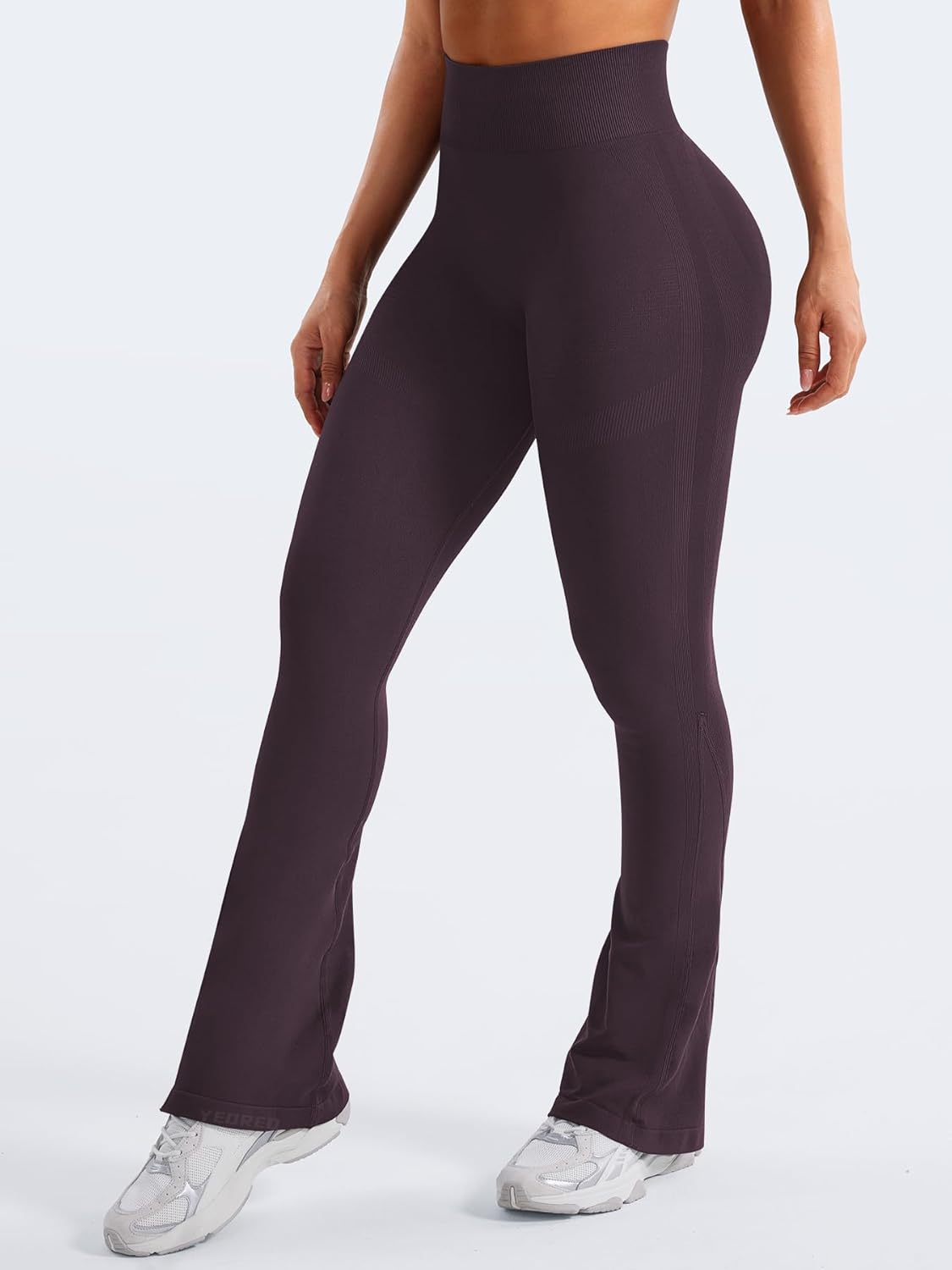 Thumbnail 6 de YEOREO Women's Mini Flare Workout Butt Lifting Hidden Scrunch Seamless Yoga Legging Pants