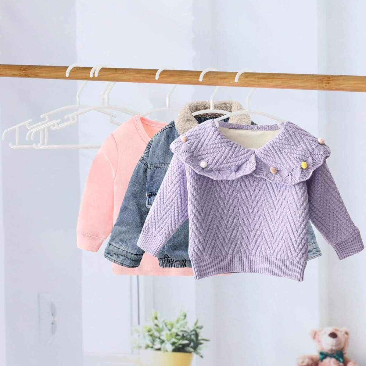 Thumbnail 5 de GoodtoU Baby Hangers 100-Pack Plastic Kids Hangers for Closet Organization