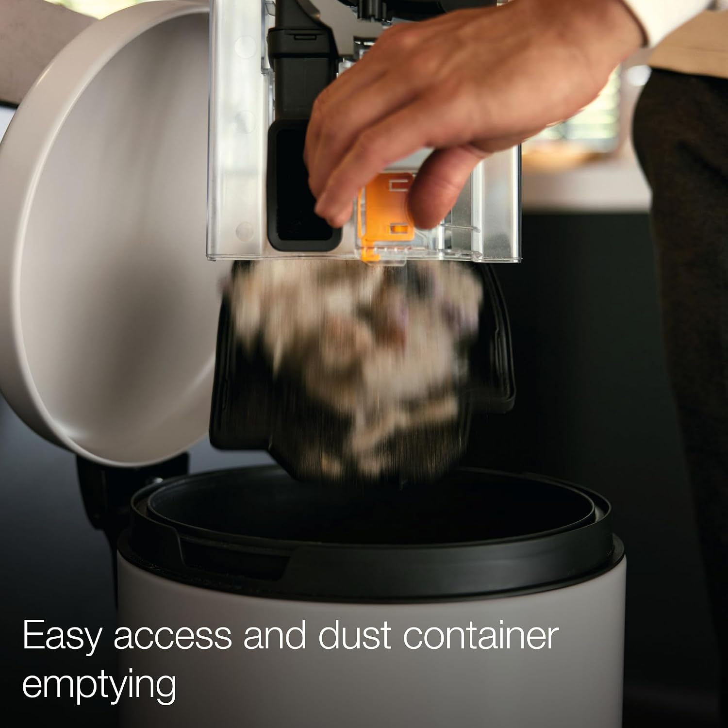 Detalle 2 de Miele Bagless Canister Vacuum Cat & Dog