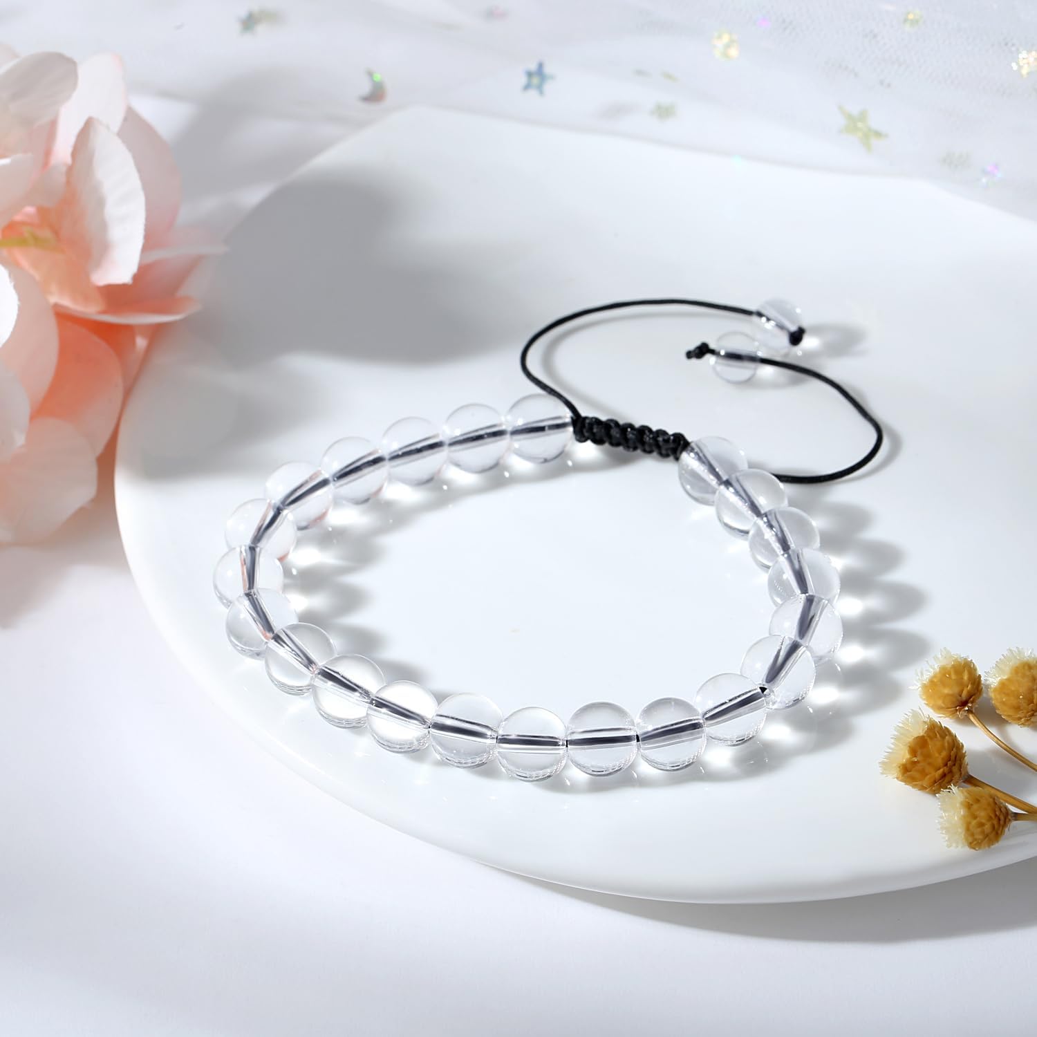 Detalle 2 de AWARDSEN Healing Crystal Bracelet for Women – 8mm Clear Quartz Beads, Adjustable Macrame