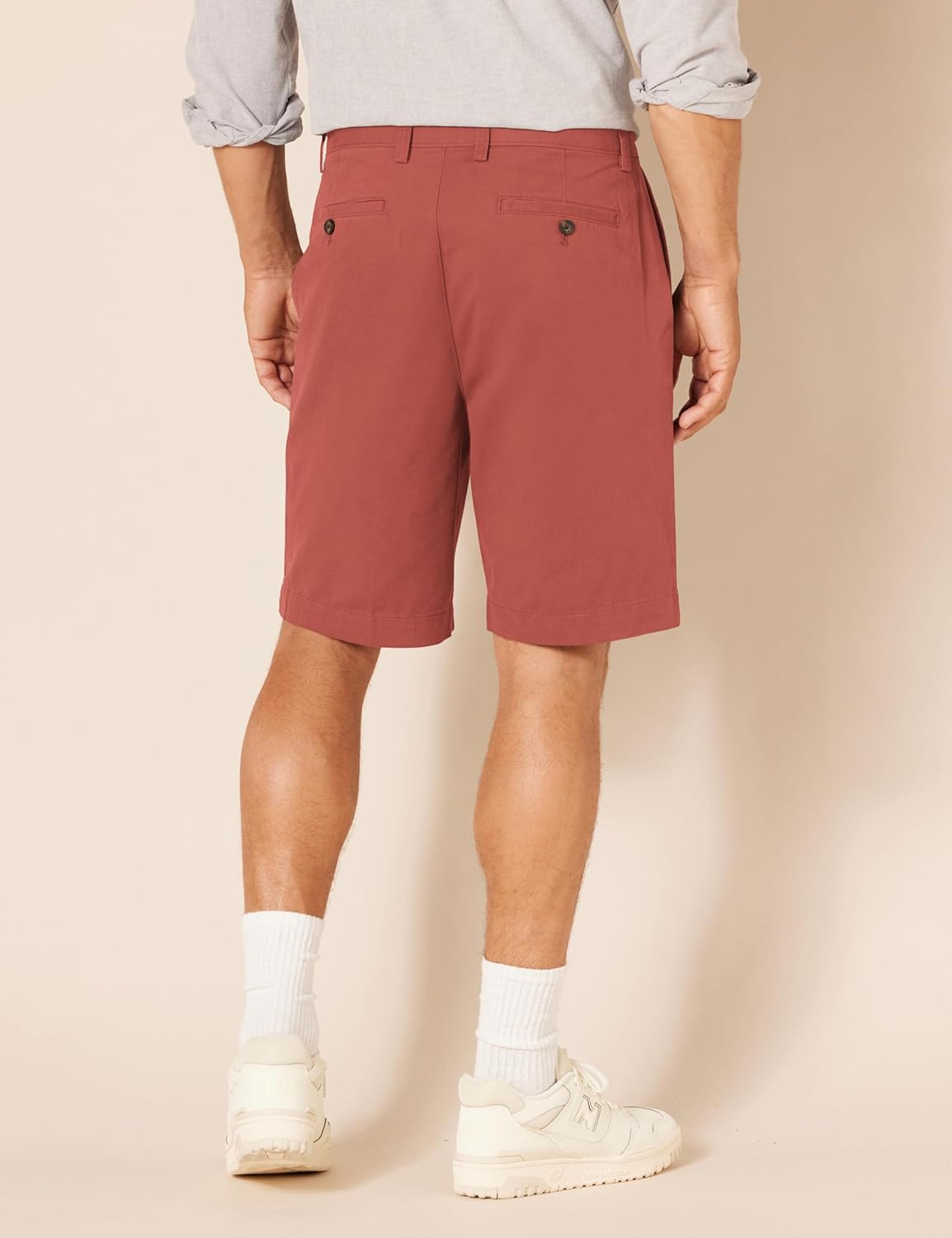 Thumbnail 1 de Amazon Essentials Men’s Classic Fit 9" Pocketed Chino Shorts (23cm) – cotton twill everyday shorts