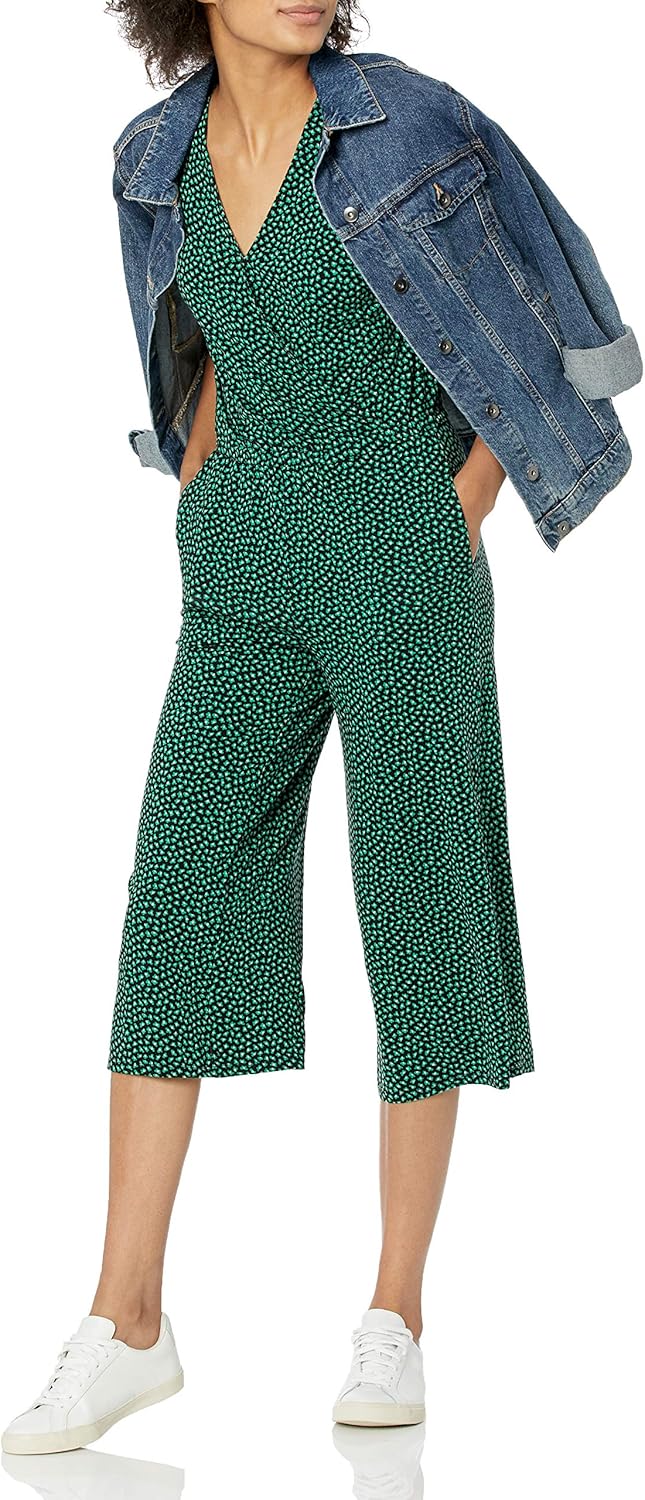 Thumbnail 3 de Amazon Essentials Damen Kurzärmeliger Wickel-Overall mit weitem Crop-Bein