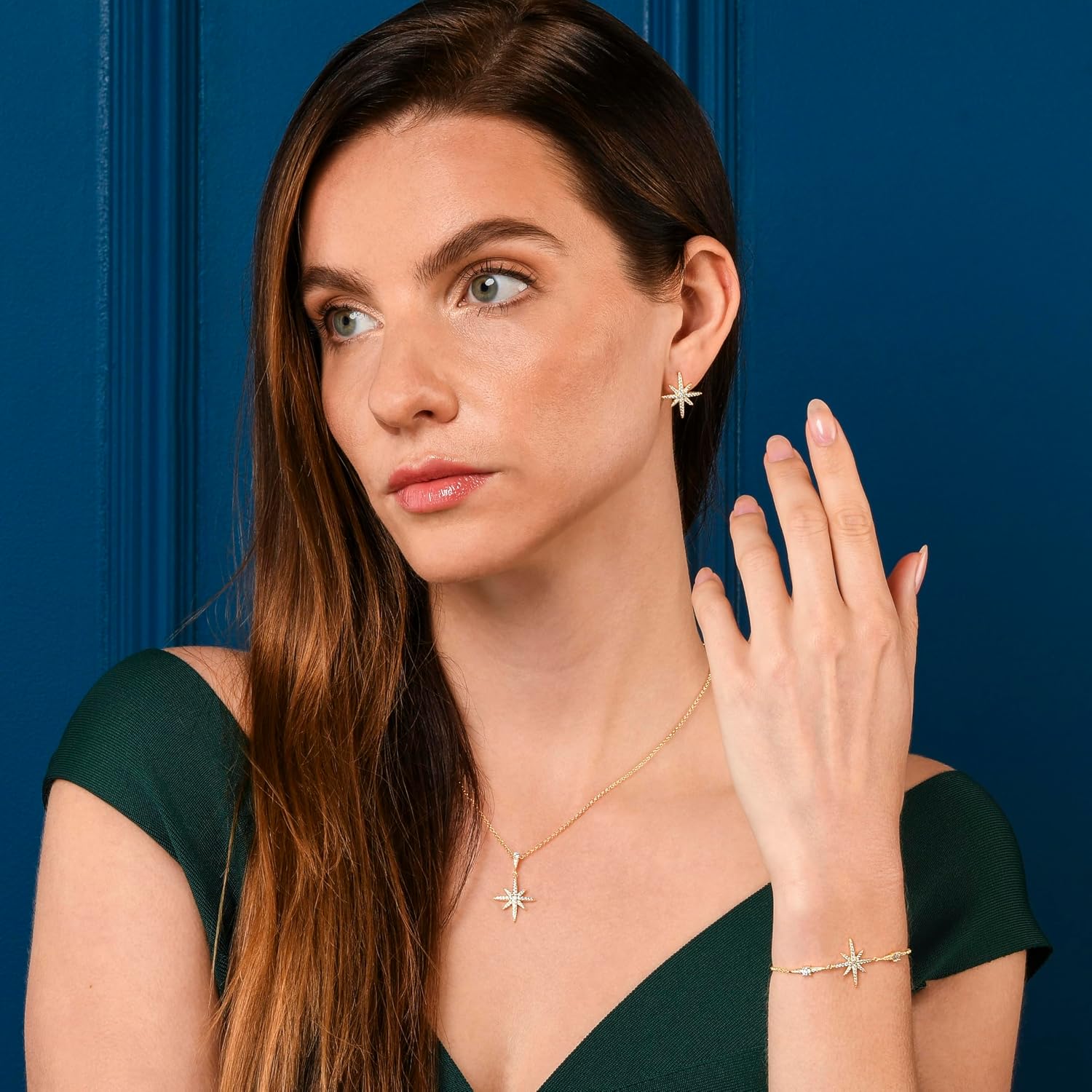 Detalle de Namana Collier Étoile Polaire pavé de zircons pour femme, chaîne forçat réglable avec écrin cadeau