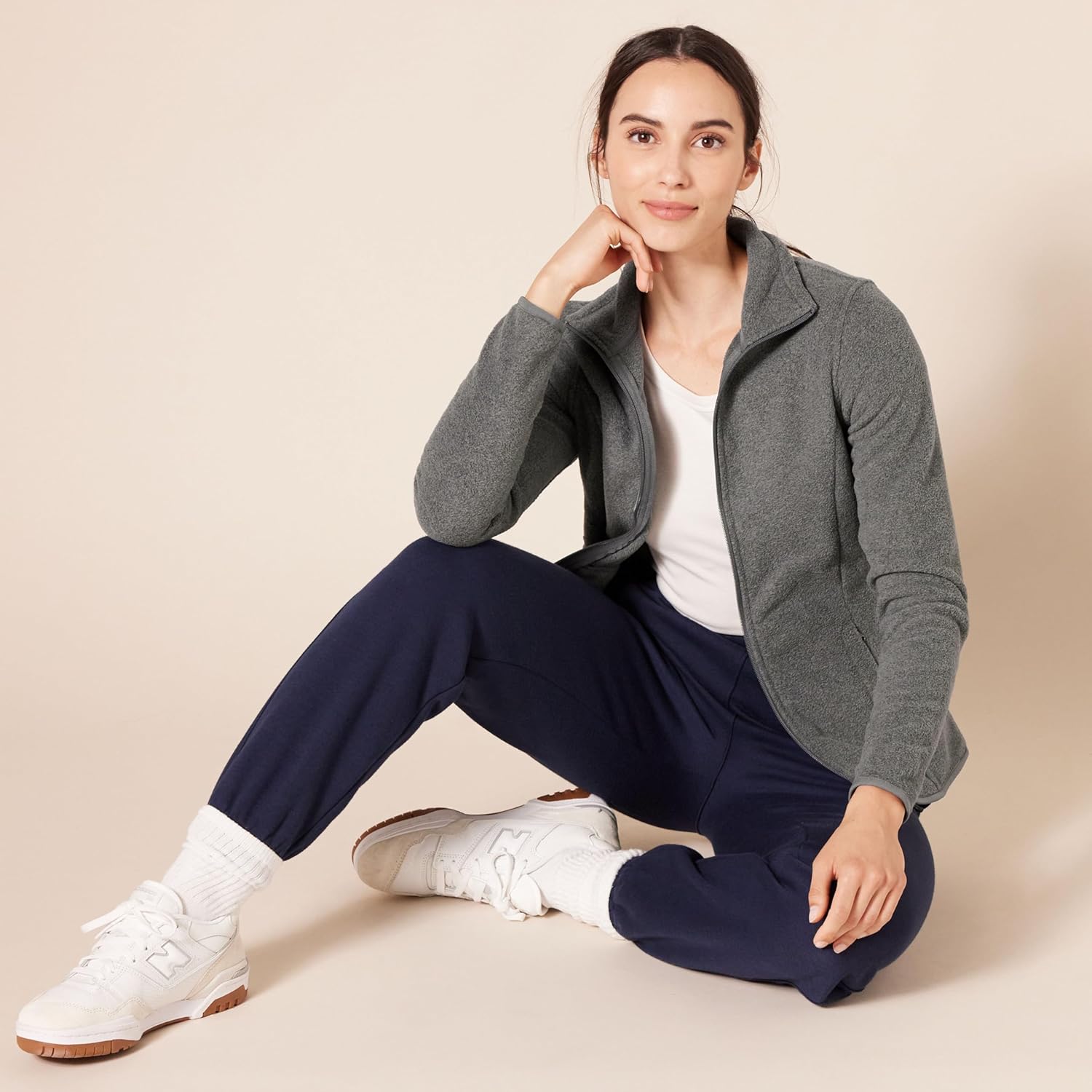 Thumbnail 3 de Amazon Essentials Women’s Classic-fit Full Zip Polar Soft Fleece Jacket (Plus Size available)