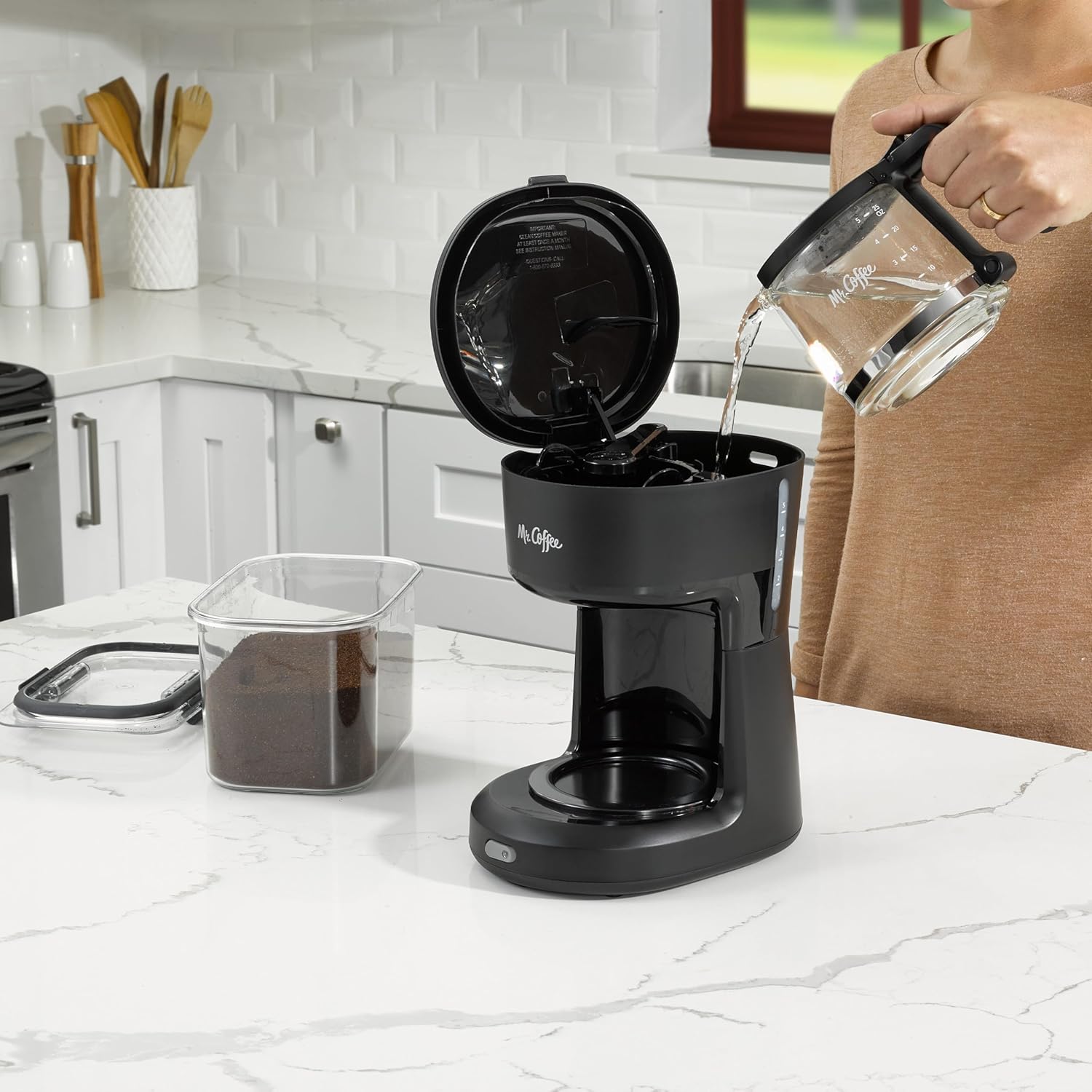 Detalle 2 de Mr. Coffee 5-Cup Mini Brew Switch coffee maker