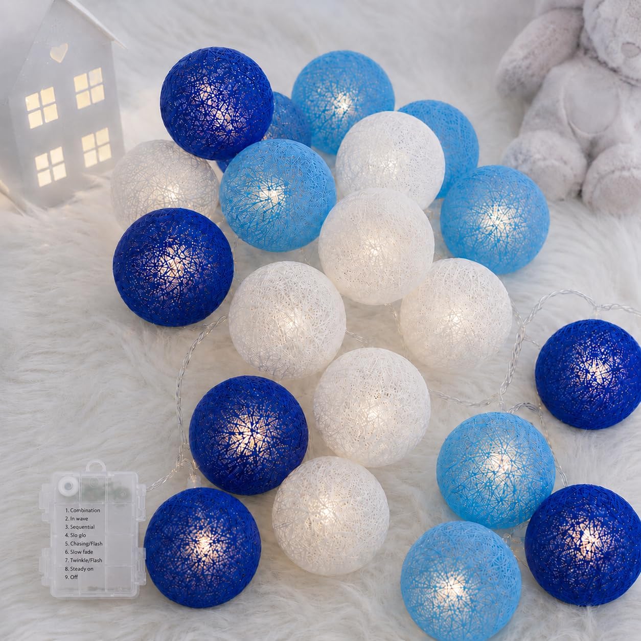 Detalle de LED Lichterkette Baumwollkugeln 3,3 m – batteriebetrieben, 20 Kugeln, IP44