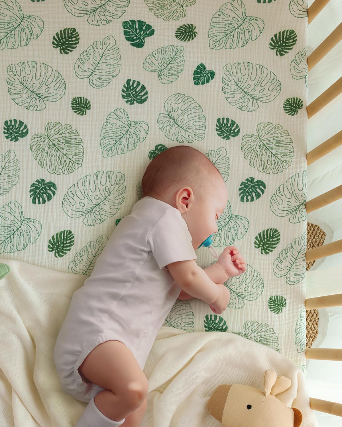 Thumbnail 1 de Blissful Diary Muslin Crib Sheets (2-Pack) for Standard Crib Mattress, Boho Neutral Cotton — Monstera & Dark Green