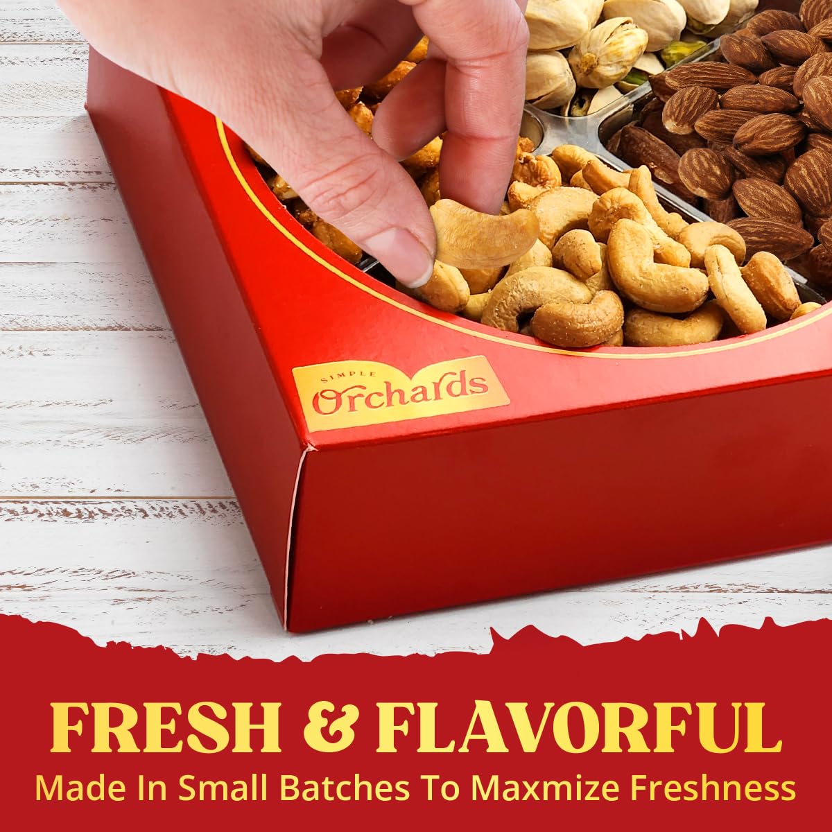 Thumbnail 4 de Simple Orchards Cravings Gourmet Nuts Gift Basket, 4-Section Mixed Nut Gift Box